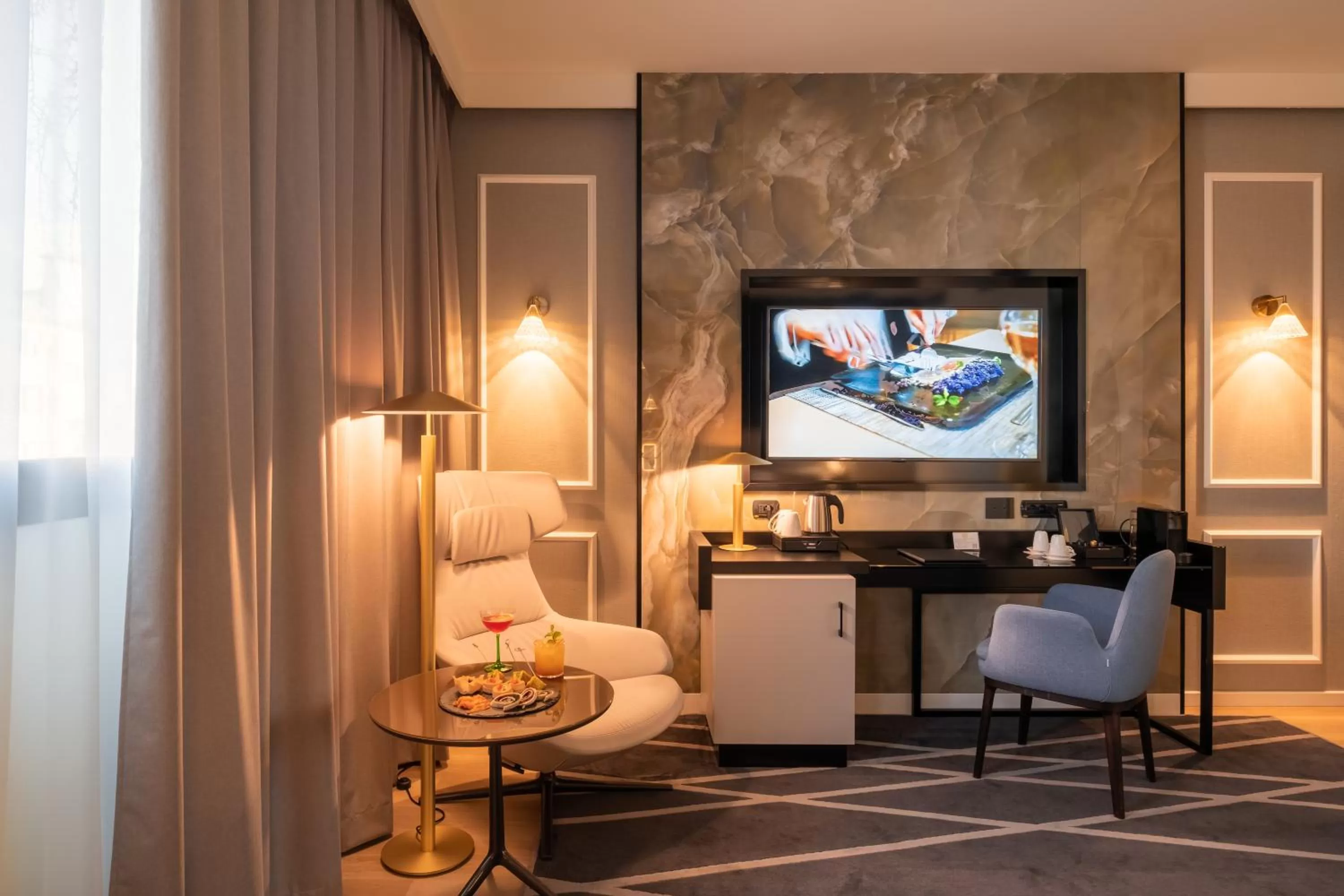 Shower in Savhotel Aemilia Bologna