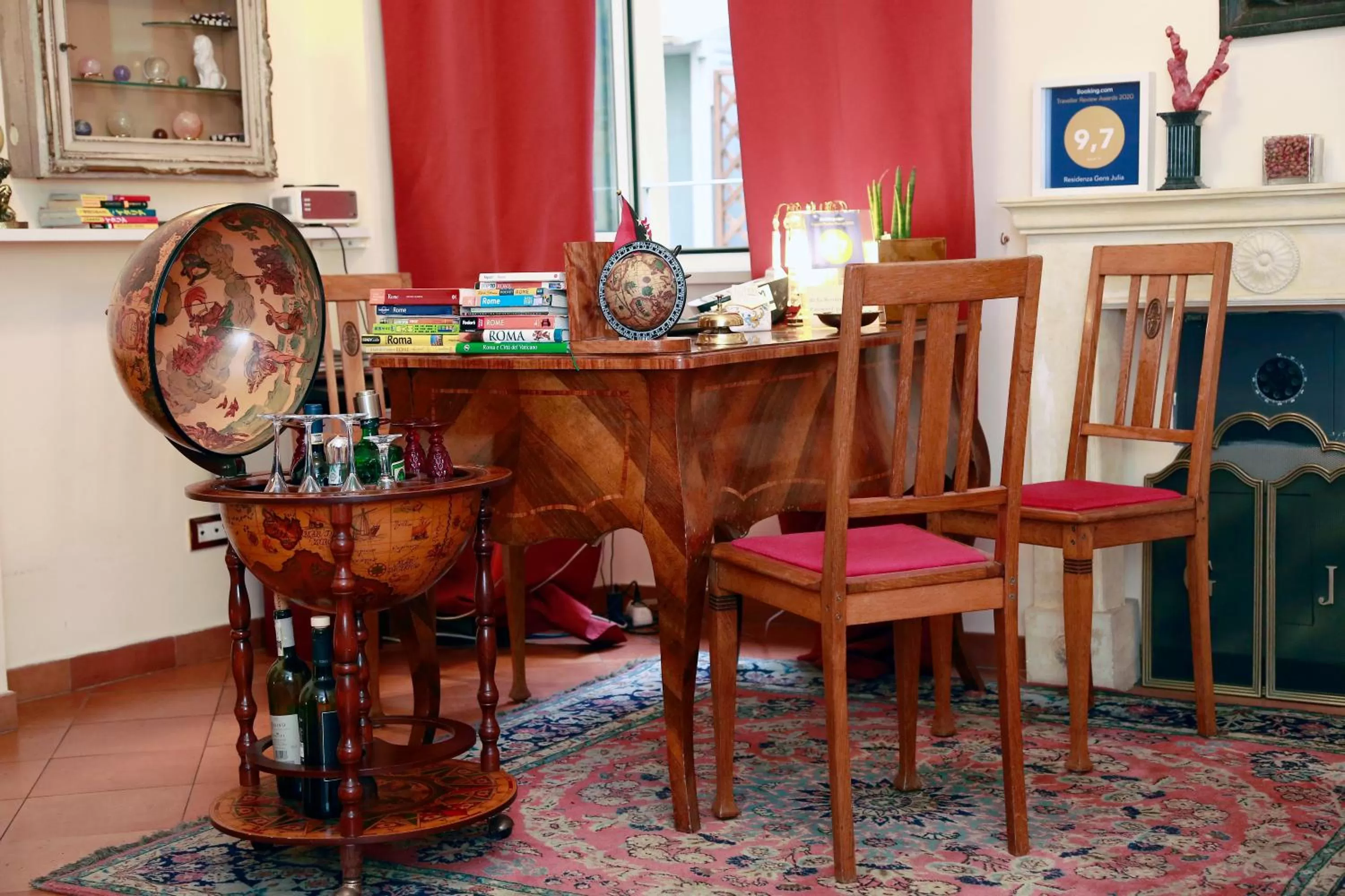 Lobby or reception in Residenza Gens Julia