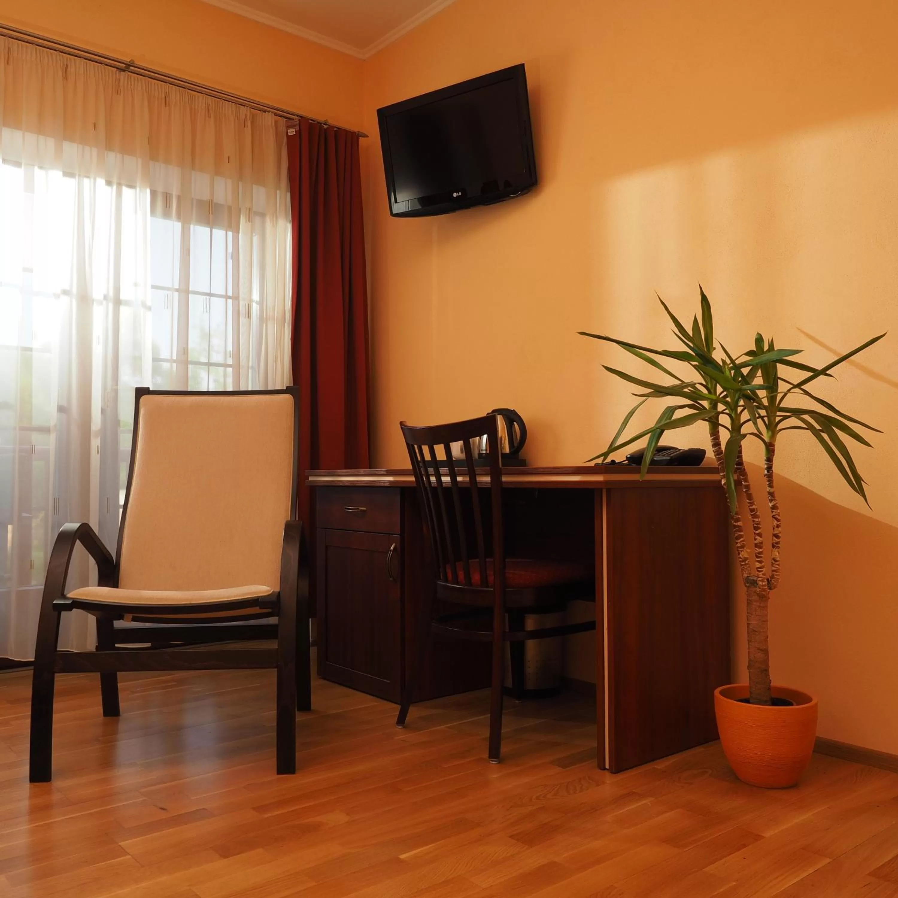 Day, TV/Entertainment Center in Hotel Výpřež - Děčín