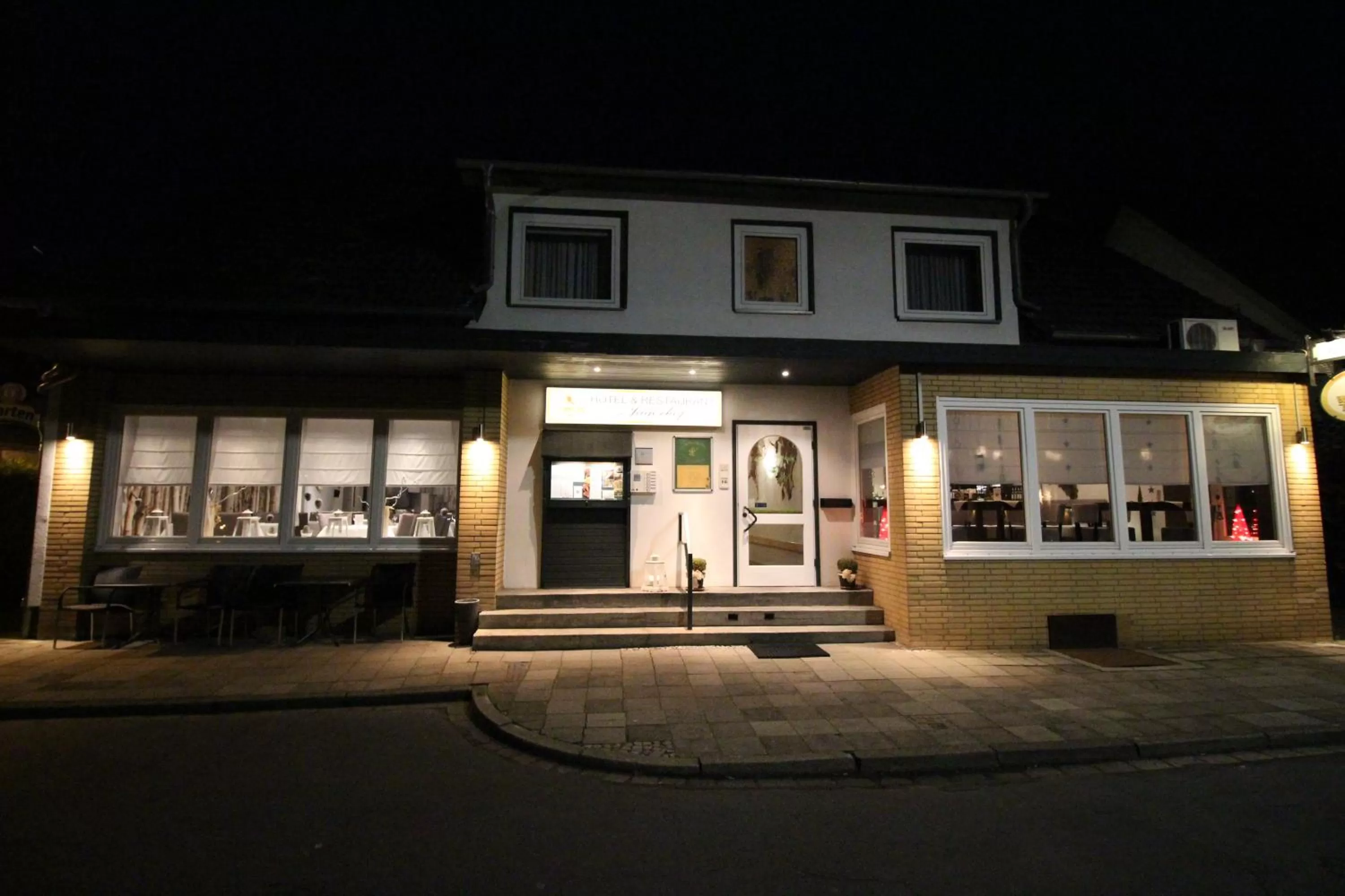 Property building in Hotel Restaurant Jägerhof