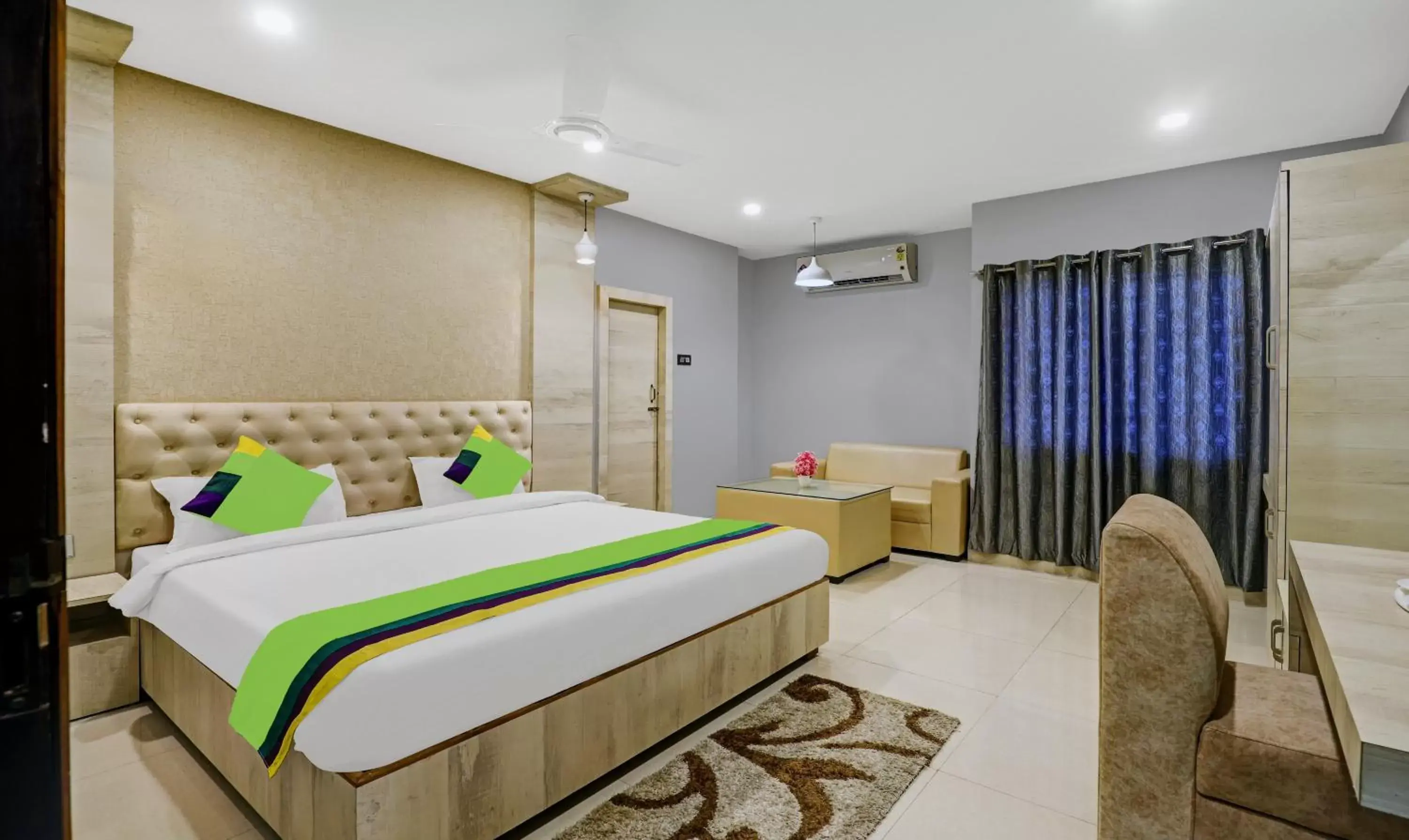 Superior Double Room - single occupancy in Treebo Spring Brook Superior Double Room - single occupancy in Treebo Spring Brook