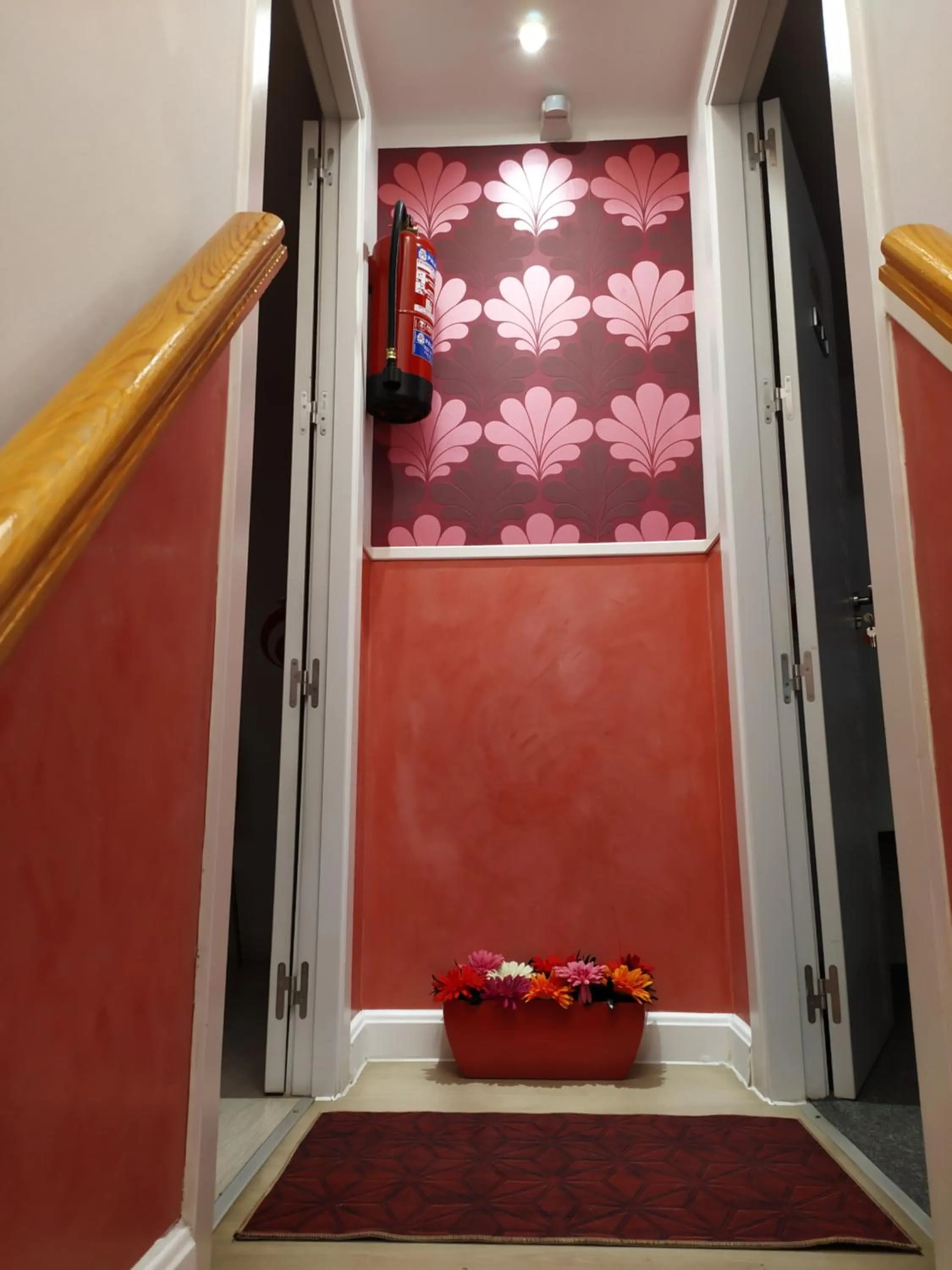 Facade/entrance in Hostal Inn Madrid