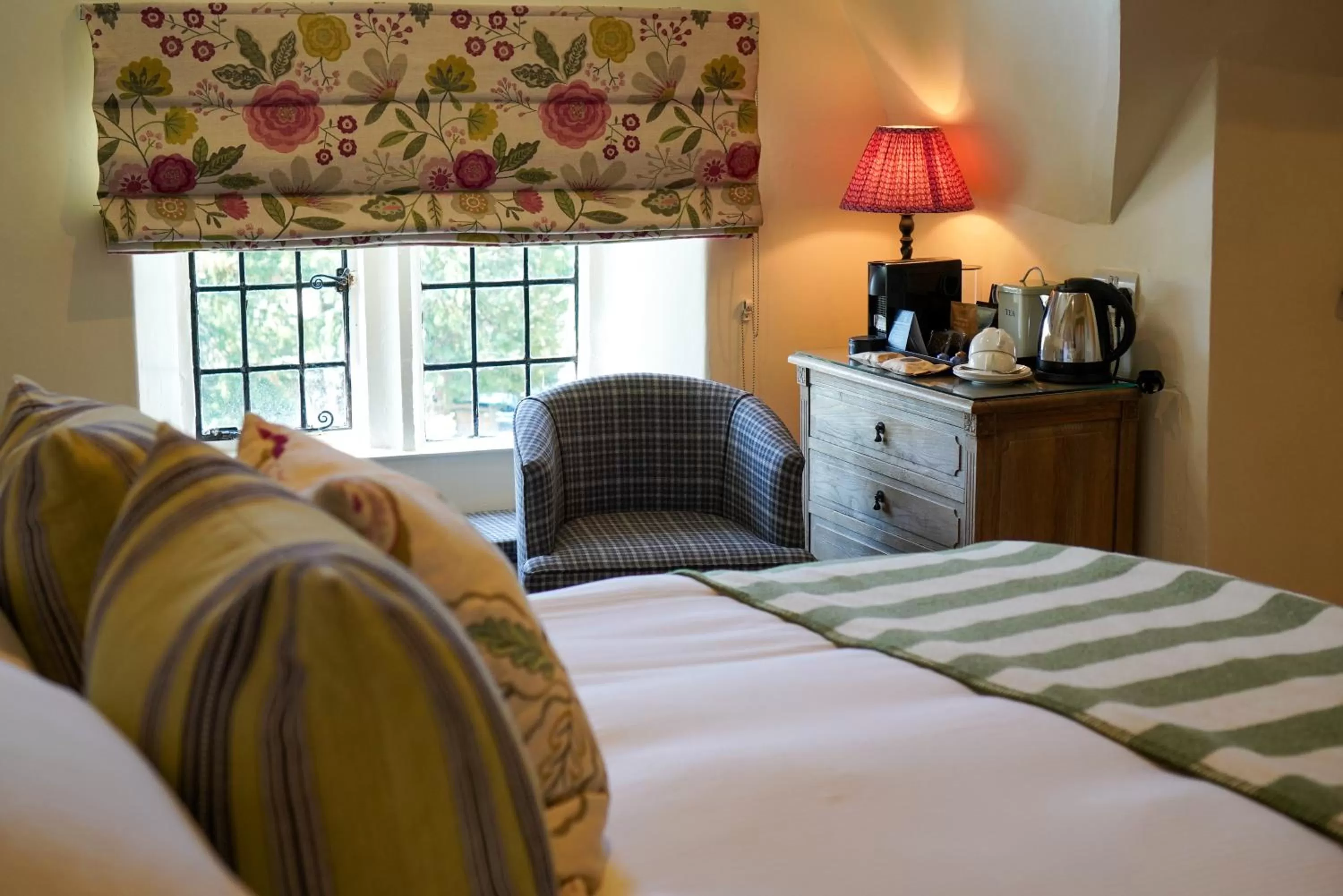 Bedroom, Bed in The Close Hotel