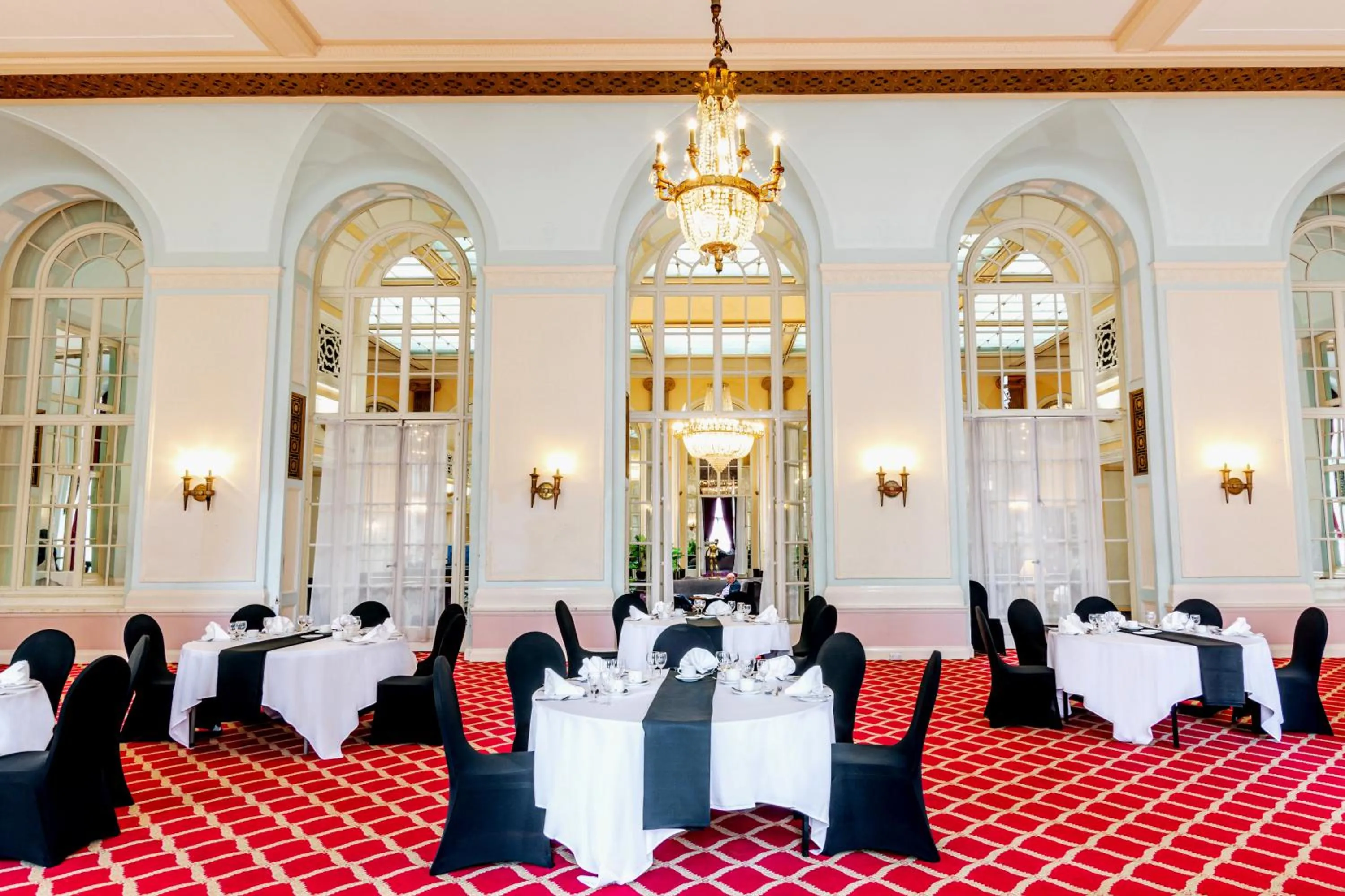 Business facilities in Adelphi Hotel