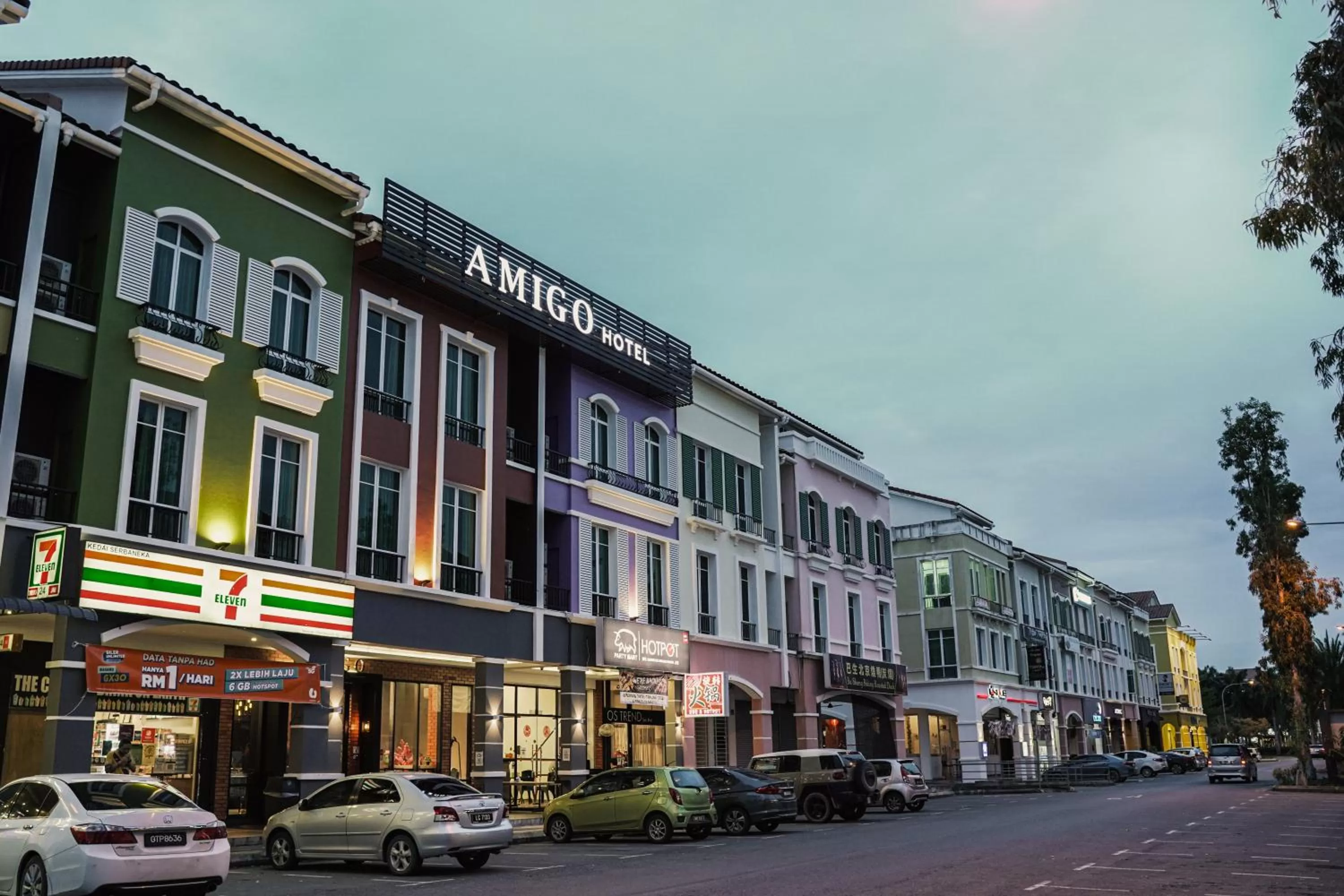 Property building in Amigo Hotel