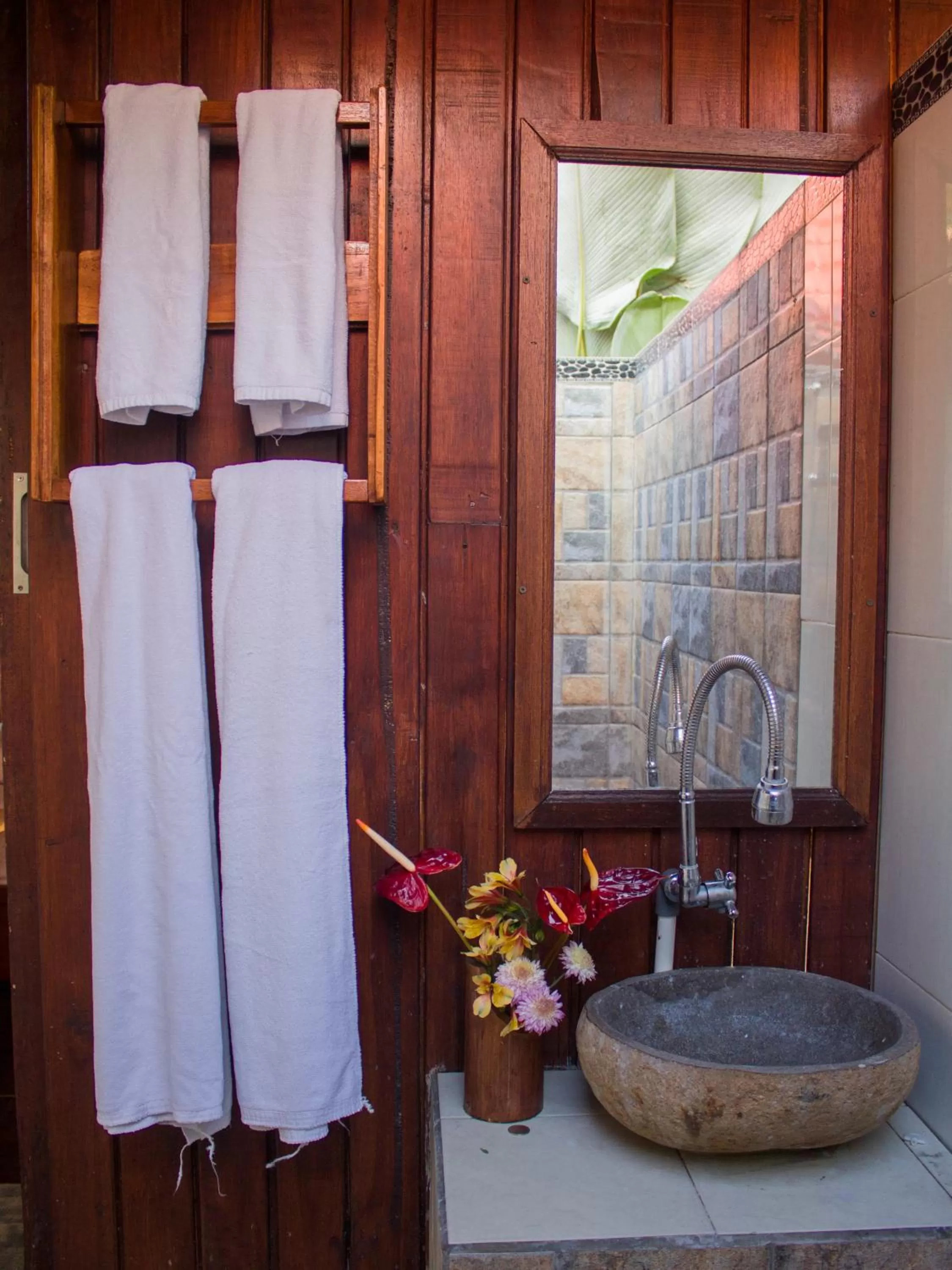 Bathroom in Da'Kayu Bali Homestay