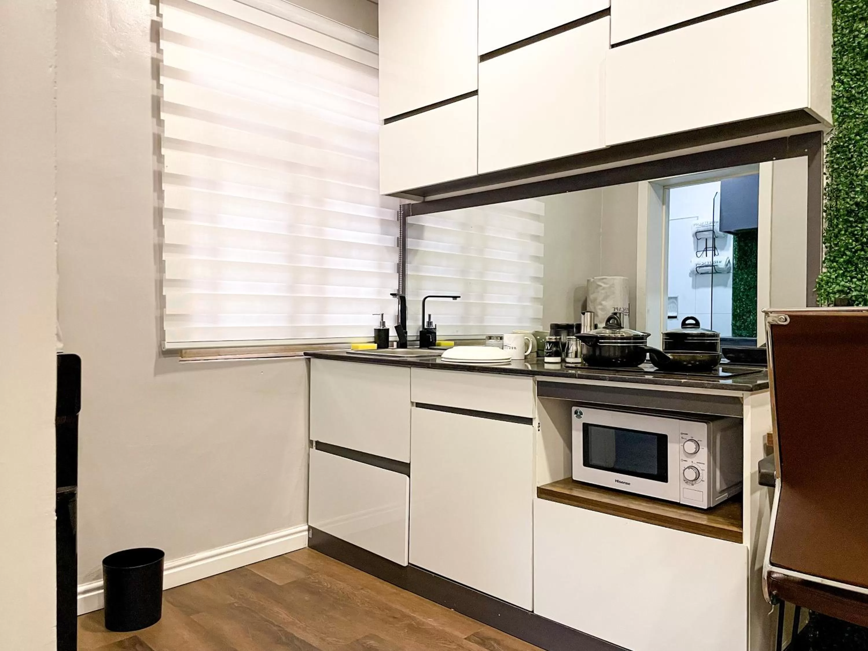Kitchen or kitchenette in Whytescape Serviced Apartments