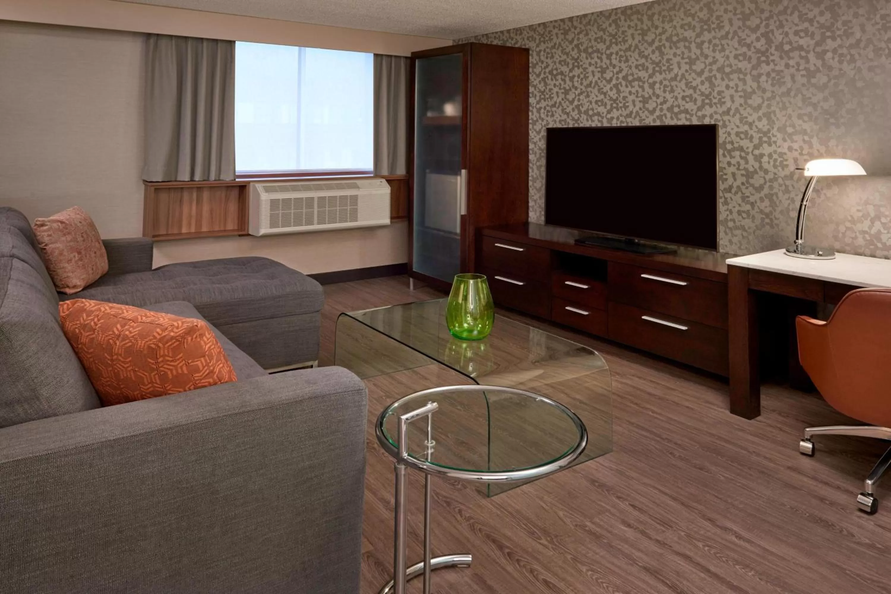 Living room in Fairfield Inn by Marriott Montreal Downtown