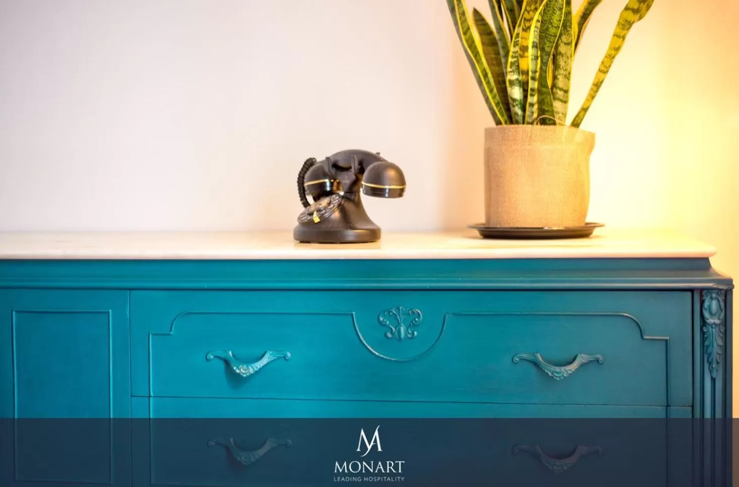 Decorative detail in MONART HOSPITALITY Cavour