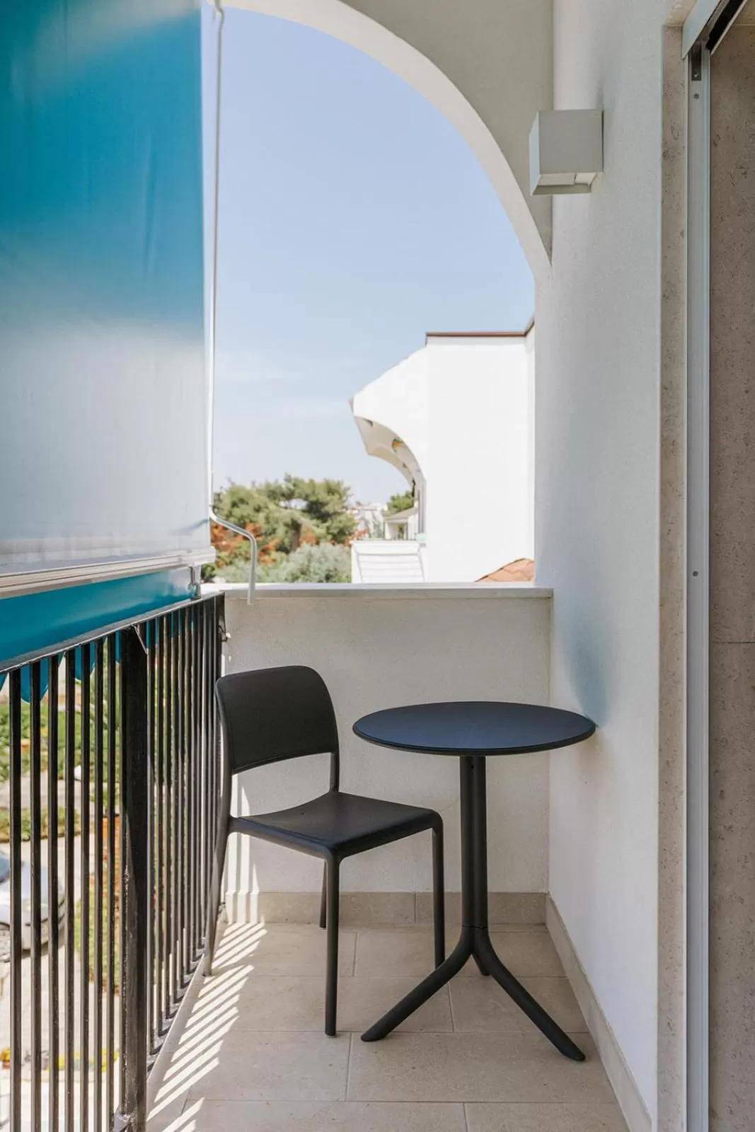 Toilet, Balcony/Terrace in APULIA BLUE APARTEMENTS & B&B