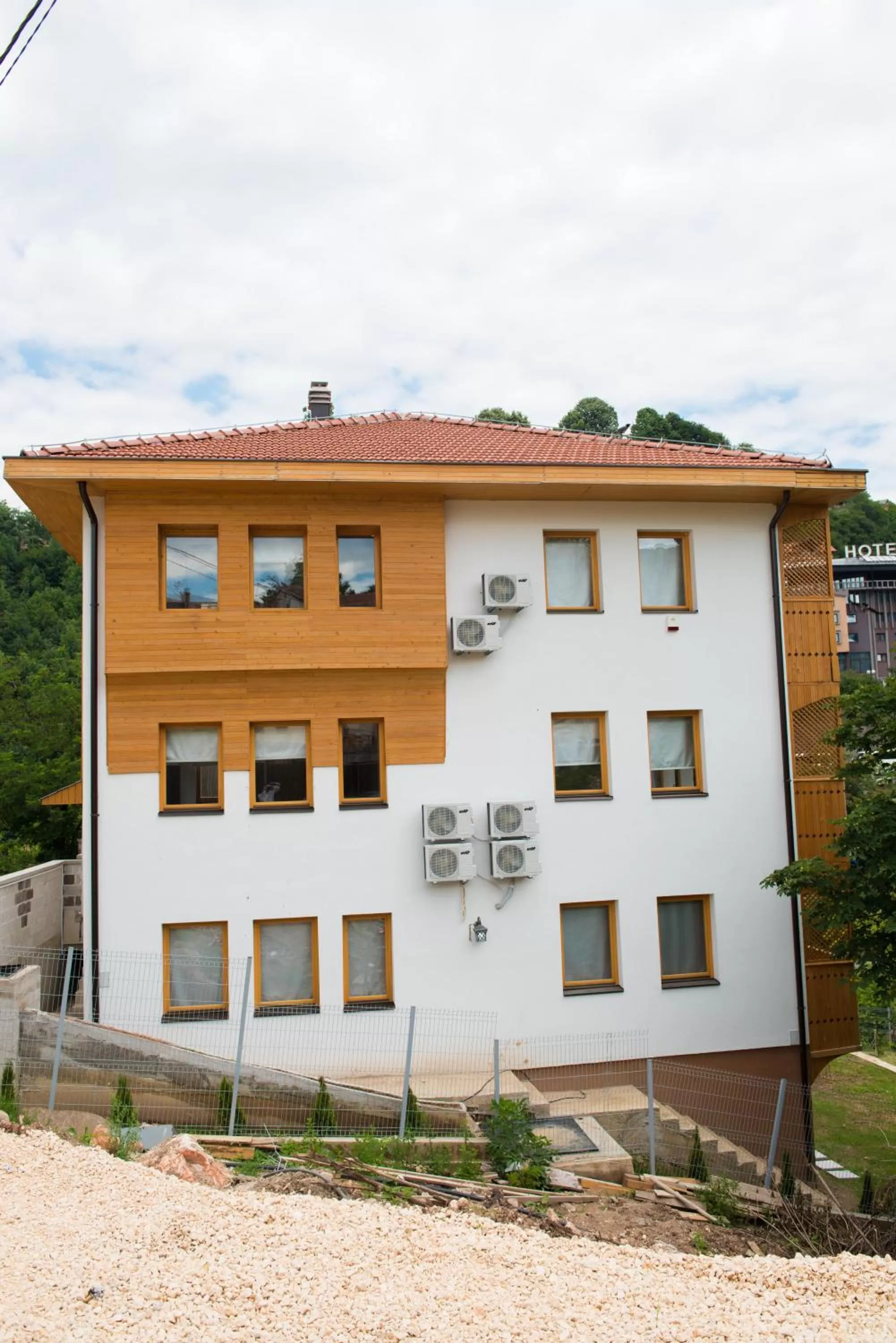 Property Building in Leader apartment