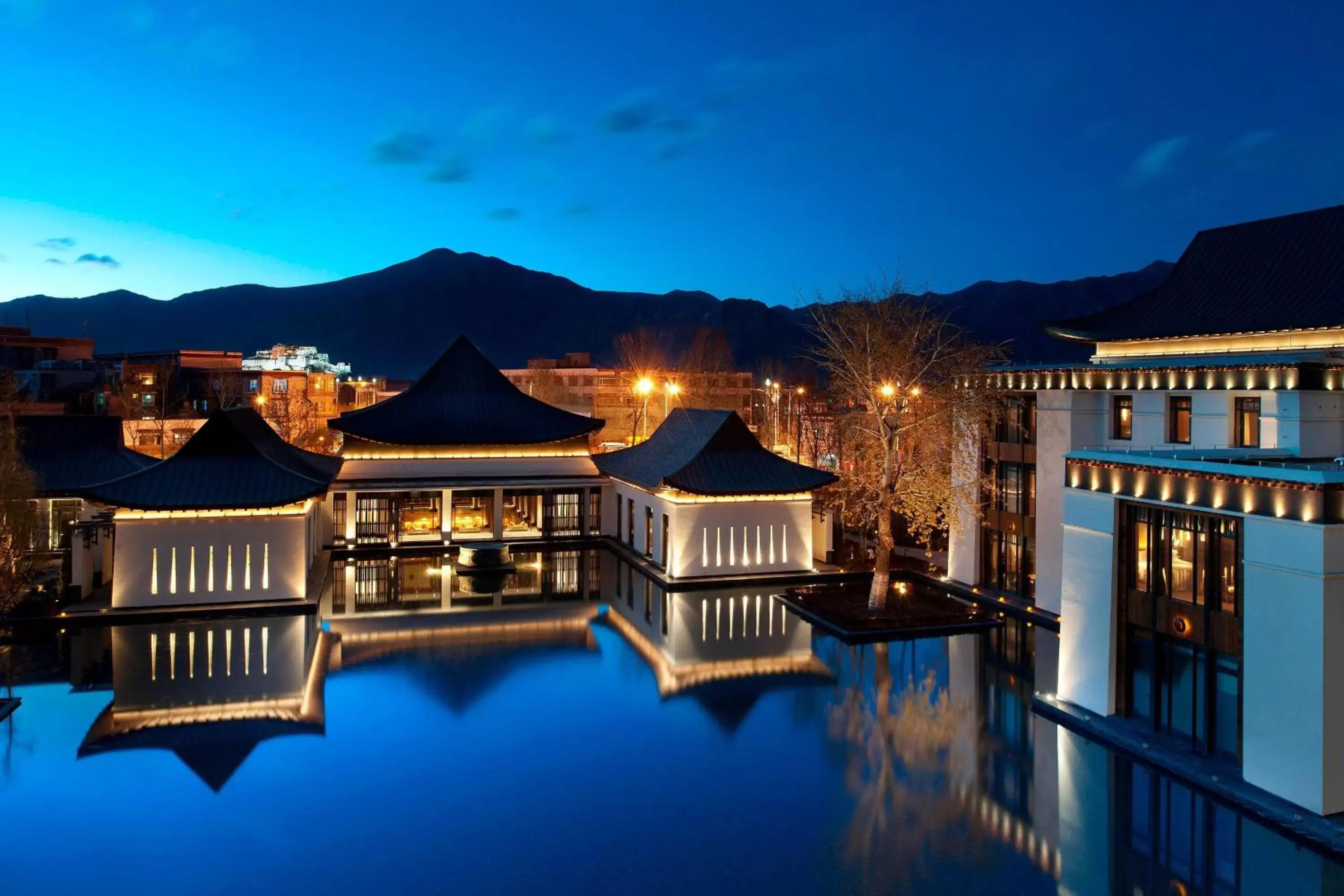 The St. Regis Lhasa Resort The St. Regis Lhasa Resort