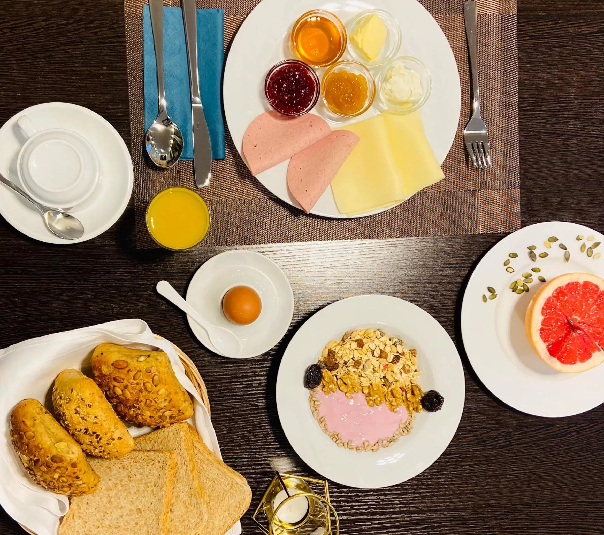 Food and drinks in Hotel Arena