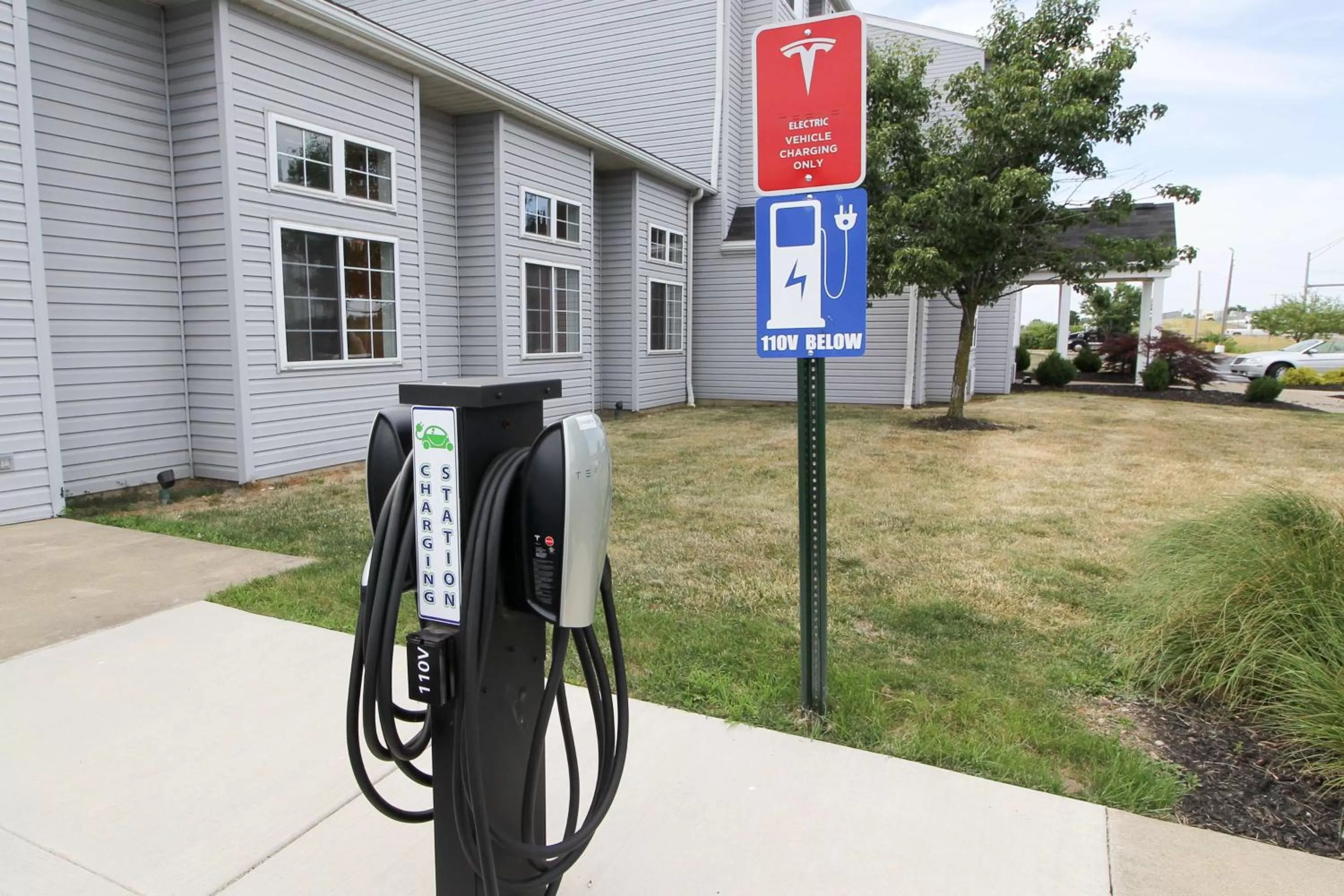 Day in Motel 6-Huron, OH - Sandusky