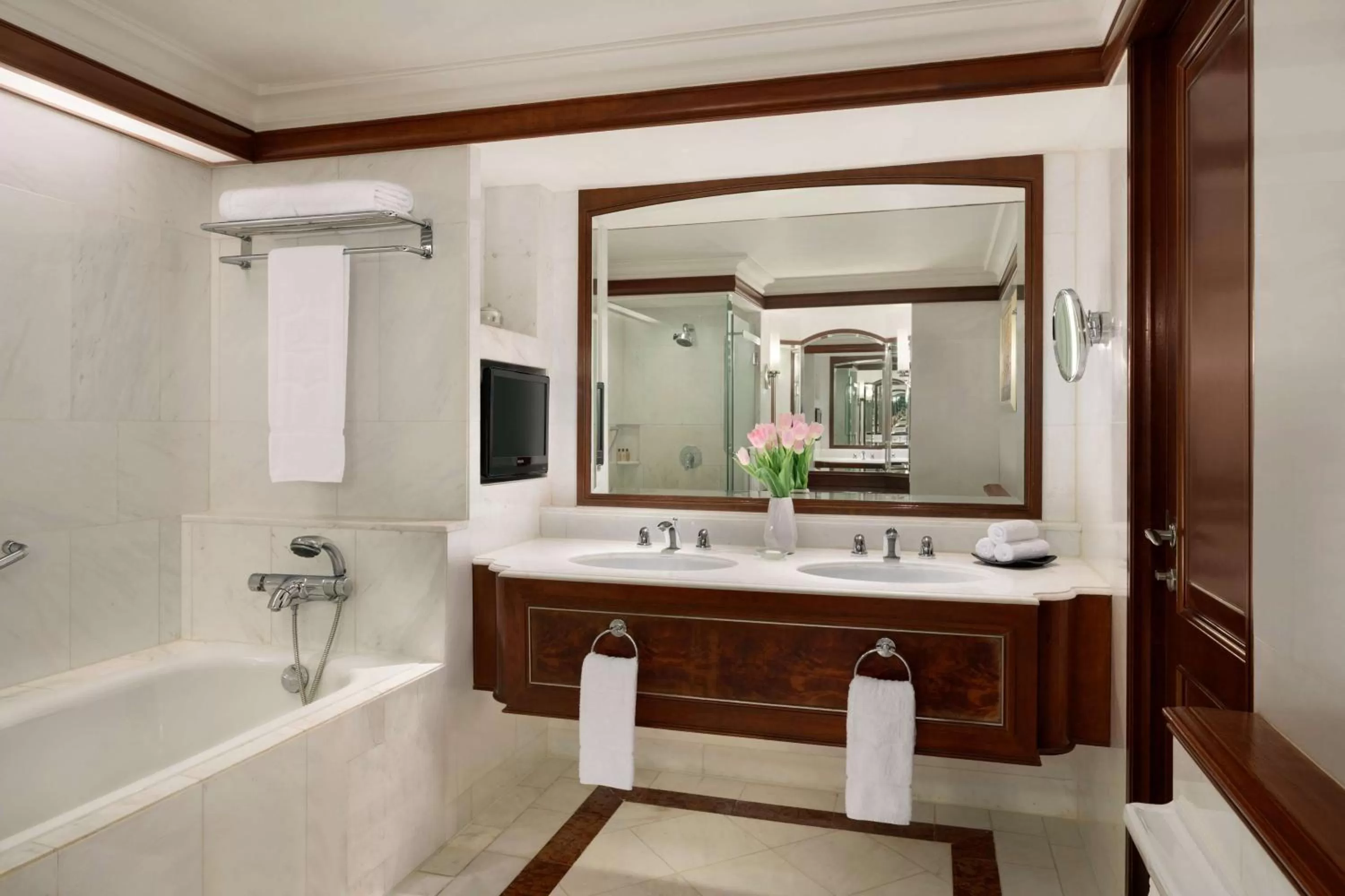 Bathroom in Shangri-La Kuala Lumpur