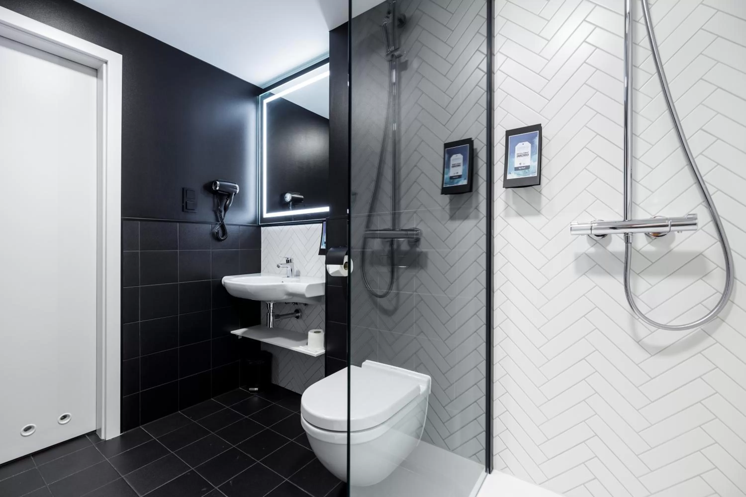 Shower in Hotel Kyriad Stargard