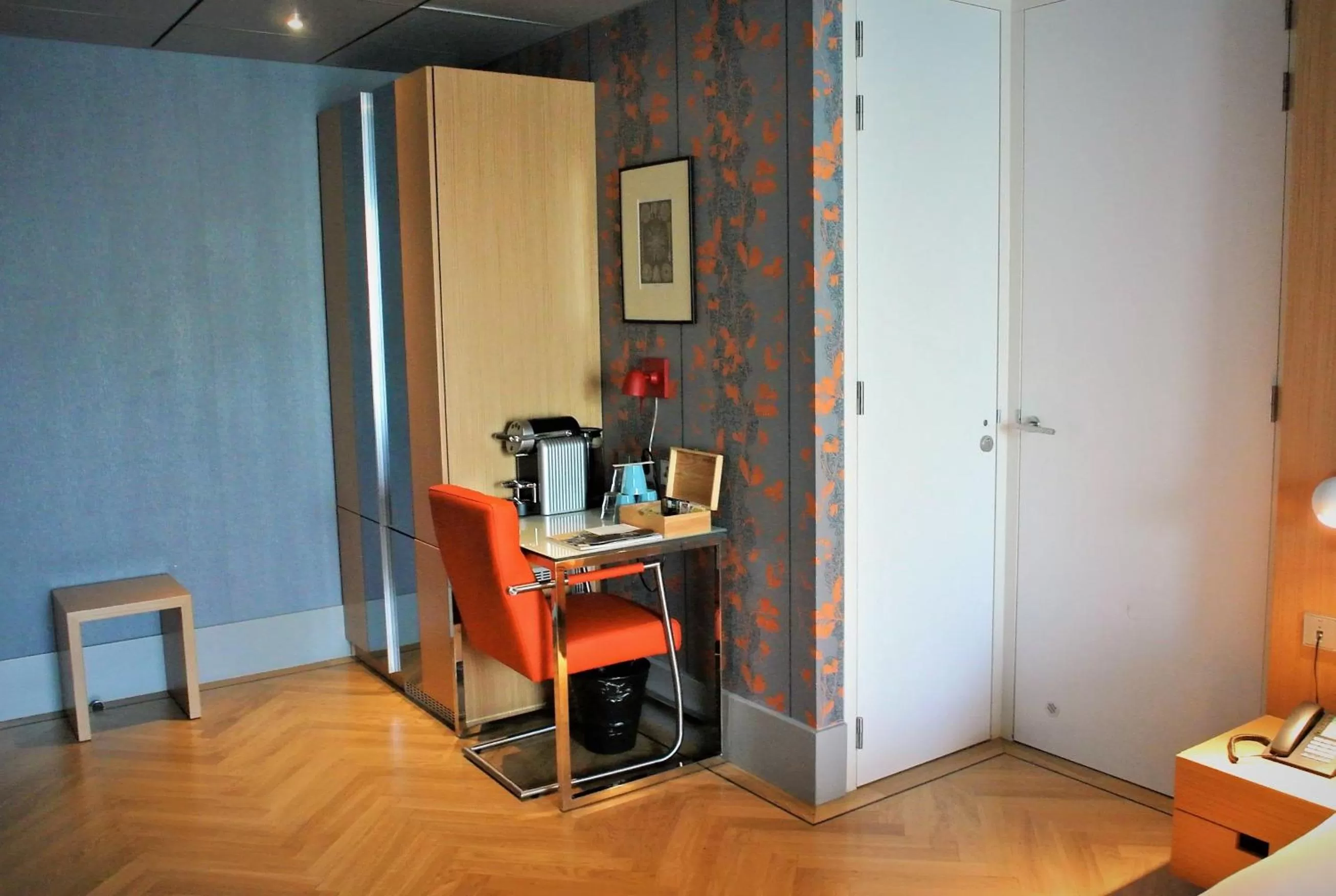 Bedroom in Amadi Park Hotel