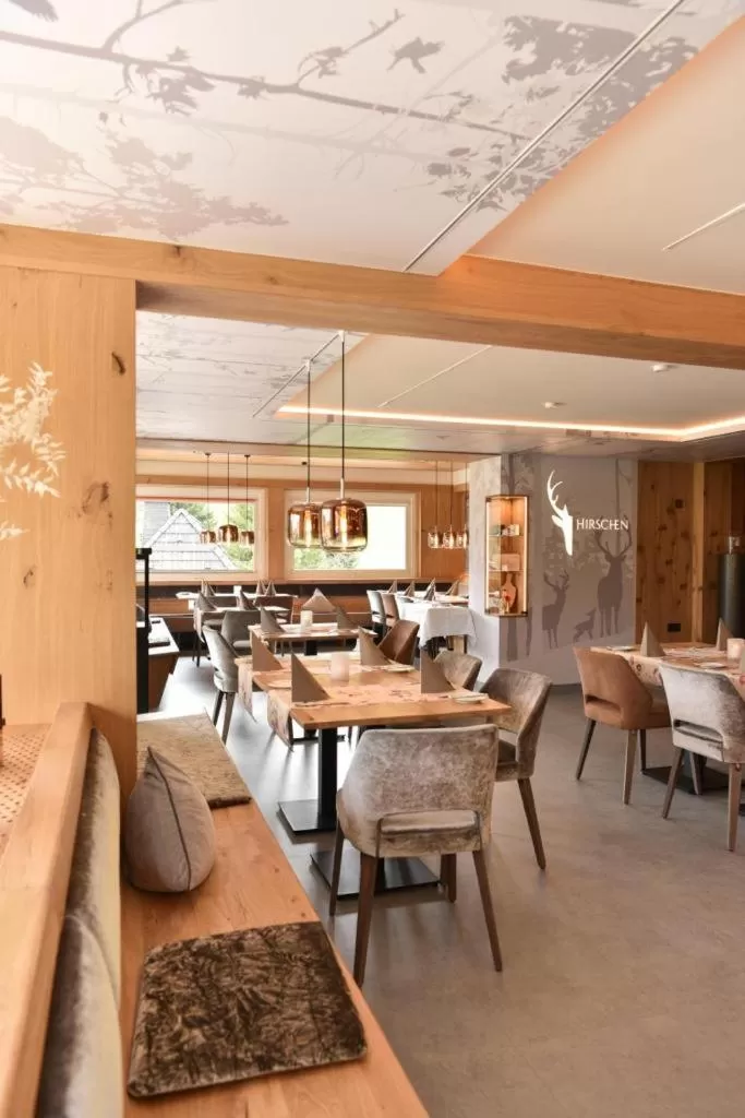 Restaurant/places to eat in Hotel Hirschen