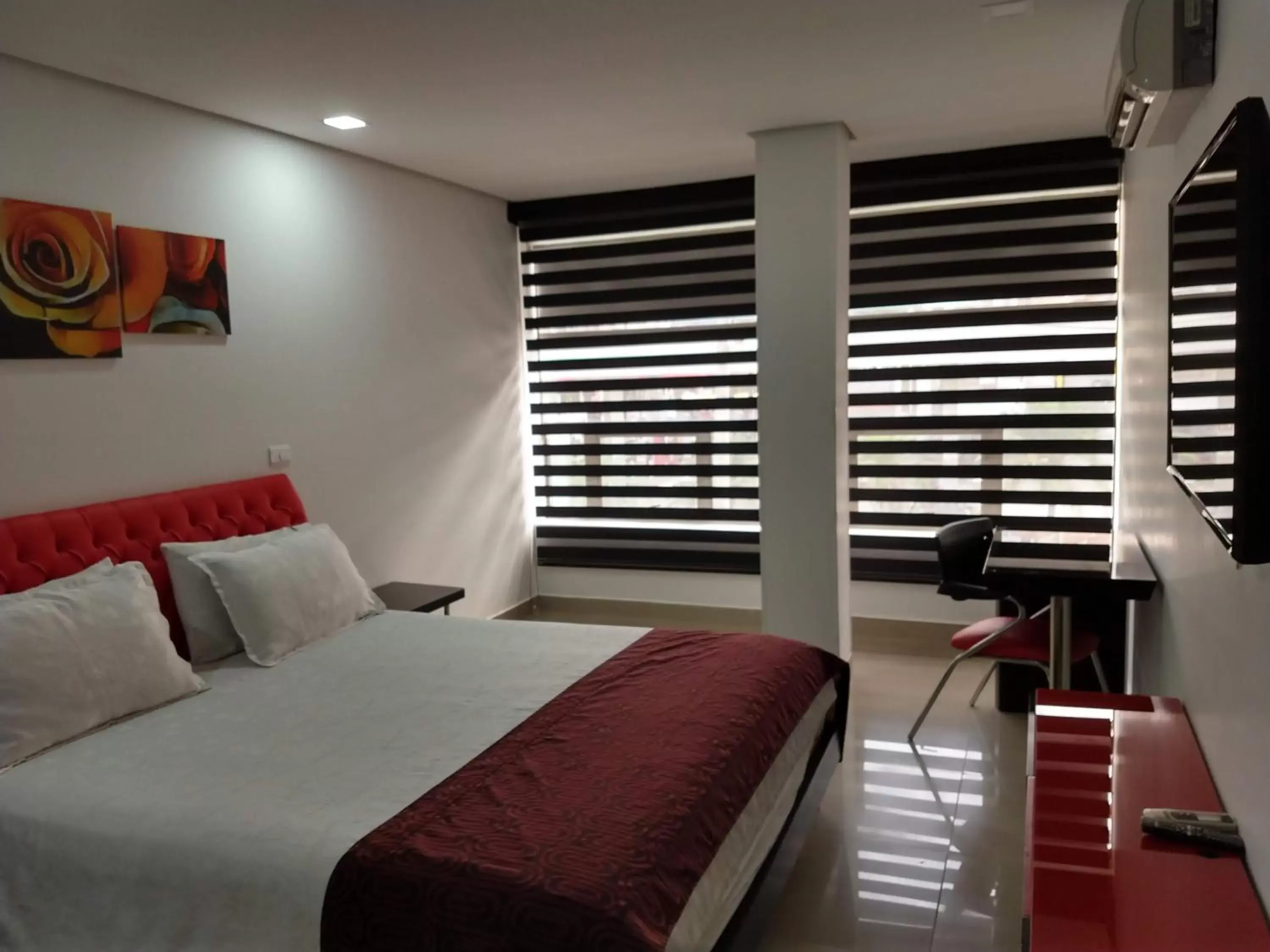 Standard Double Room in Hotel Merlott 70 Standard Double Room in Hotel Merlott 70