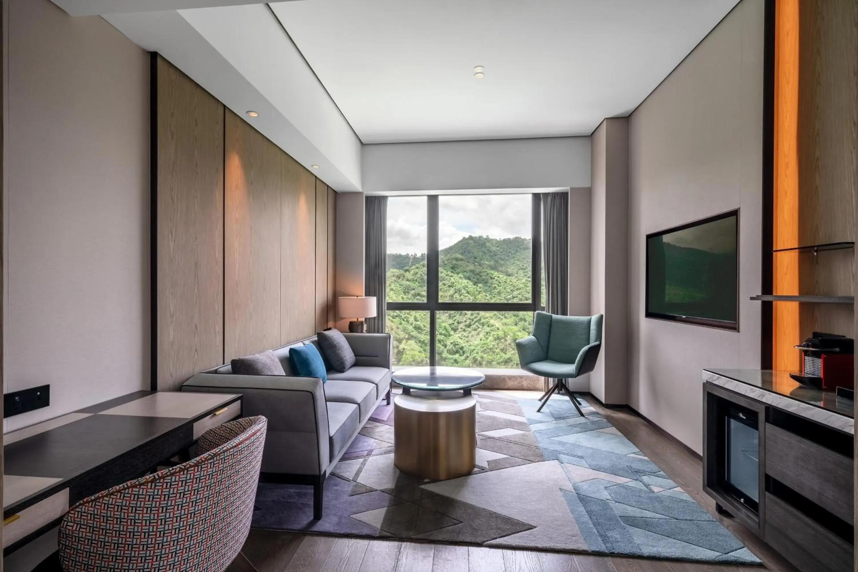 King Suite with Park View in The G Shenzhen, A Tribute Portfolio Hotel King Suite with Park View in The G Shenzhen, A Tribute Portfolio Hotel