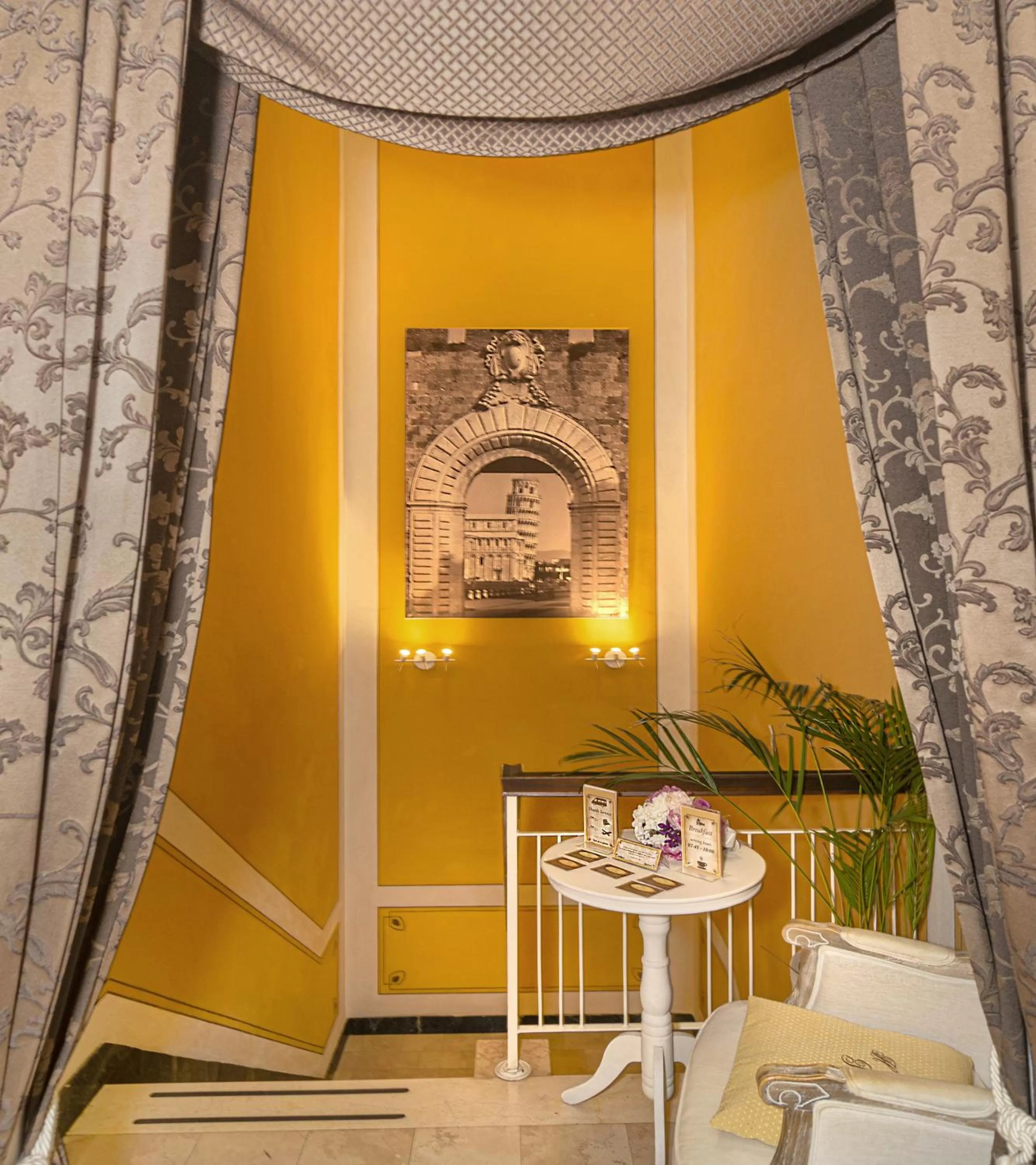 Decorative detail in Hotel Pisa Tower