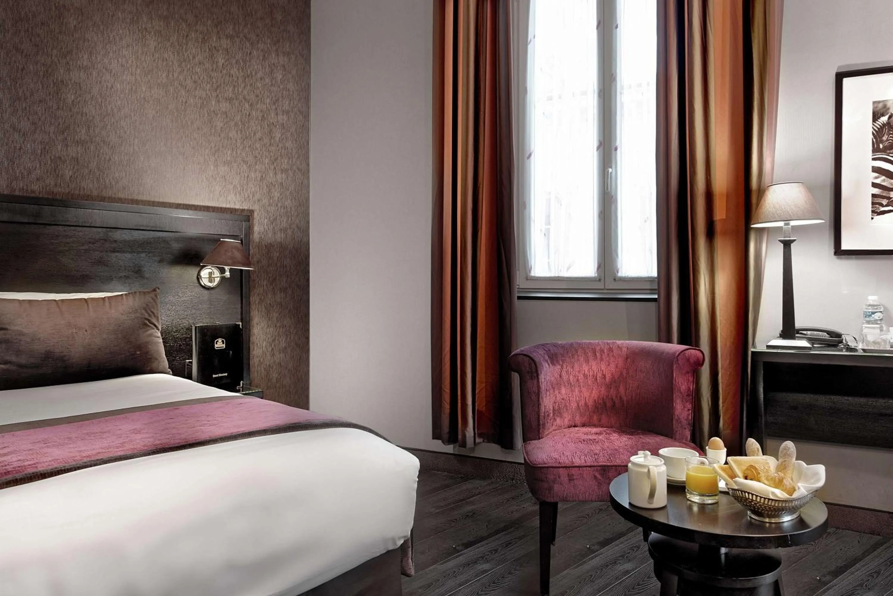 Photo of the whole room, Bed in Best Western Plus Nice Cosy Hotel