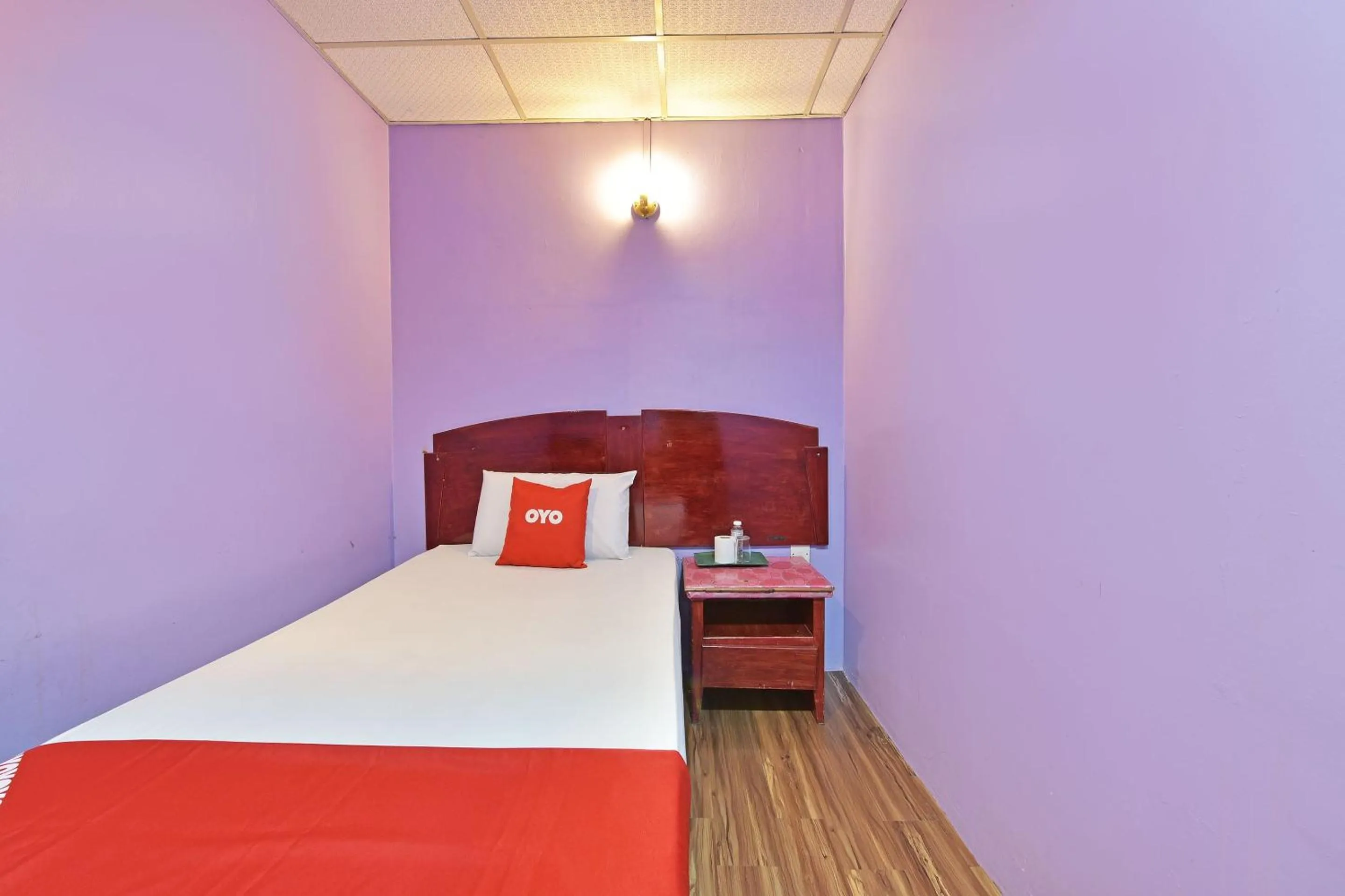 Bedroom, Bed in OYO 90846 Hotel Akasia