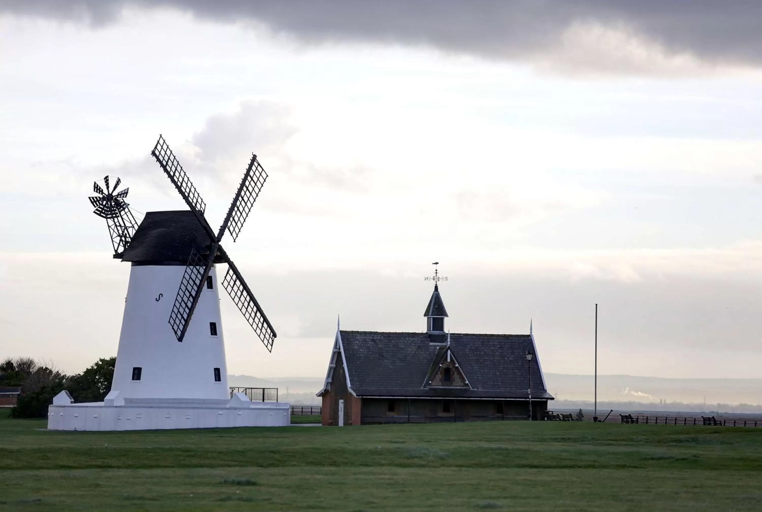 Nearby landmark in Glendower Hotel BW Signature Collection