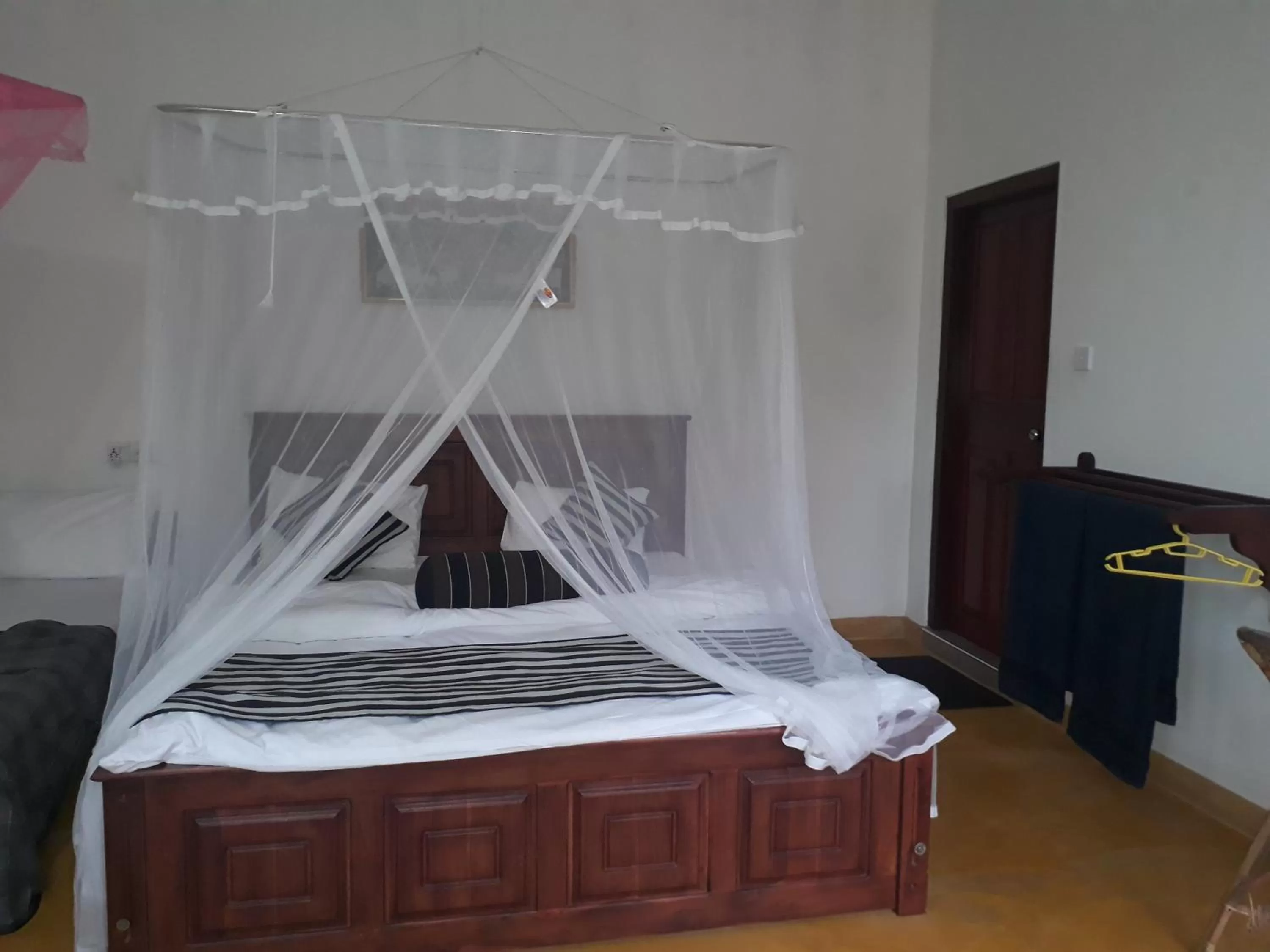 Bed in The Blue View Ella