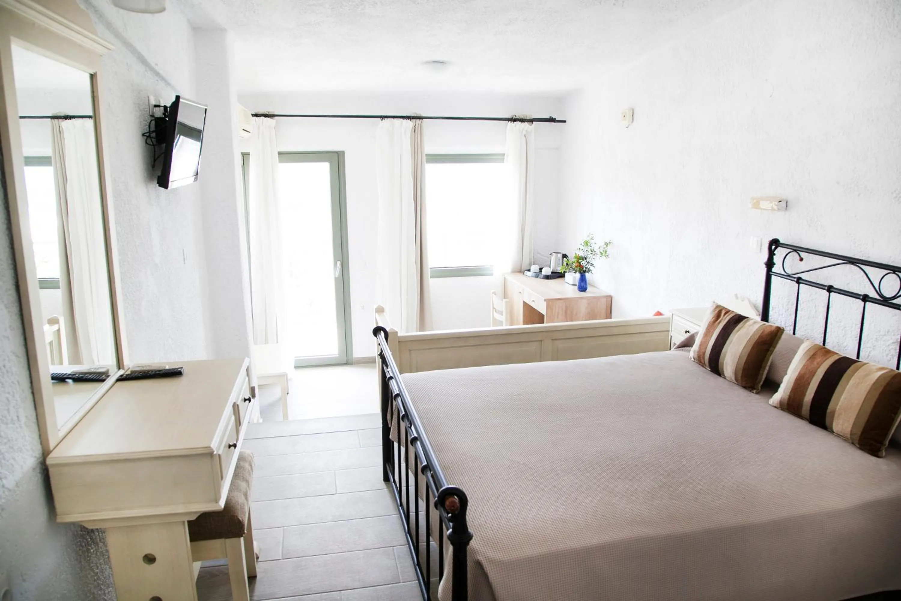 Bed in Elpida Village