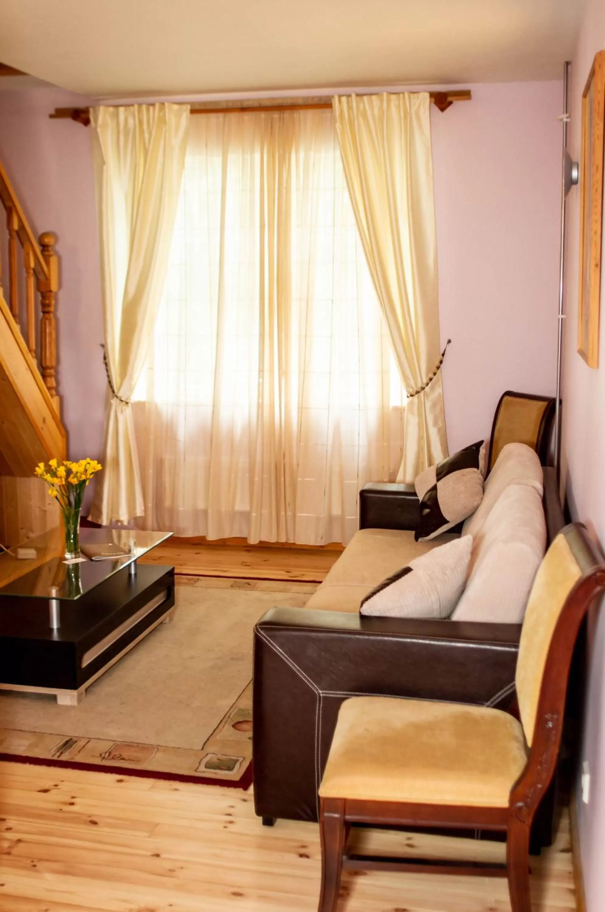 Photo of the whole room in Sunset Hotel