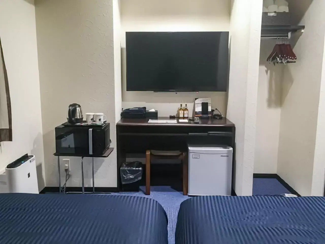 Twin Room - Non-Smoking in HOTEL LiVEMAX Yokkaichi Ekimae Twin Room - Non-Smoking in HOTEL LiVEMAX Yokkaichi Ekimae