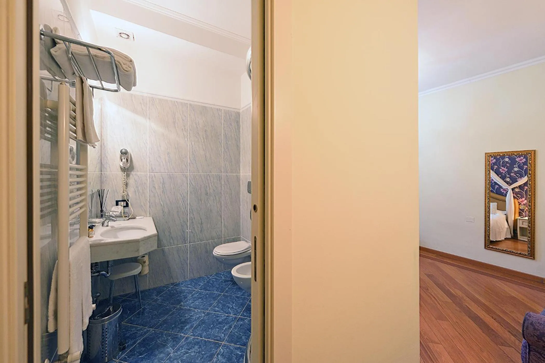 Bathroom in Relais La Corte di Cloris