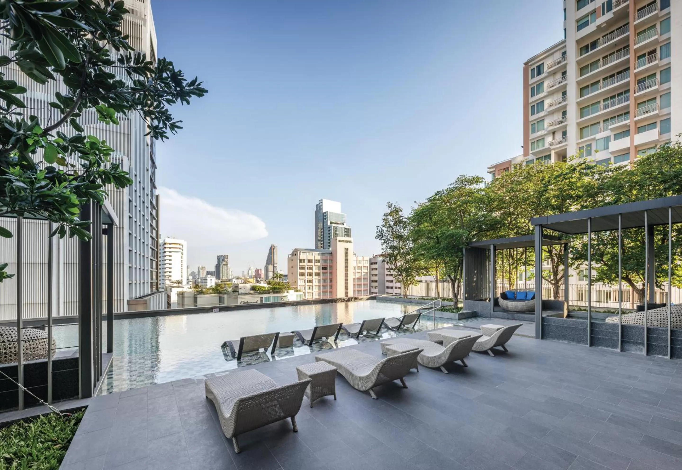 Neighbourhood in Oakwood Suites Bangkok