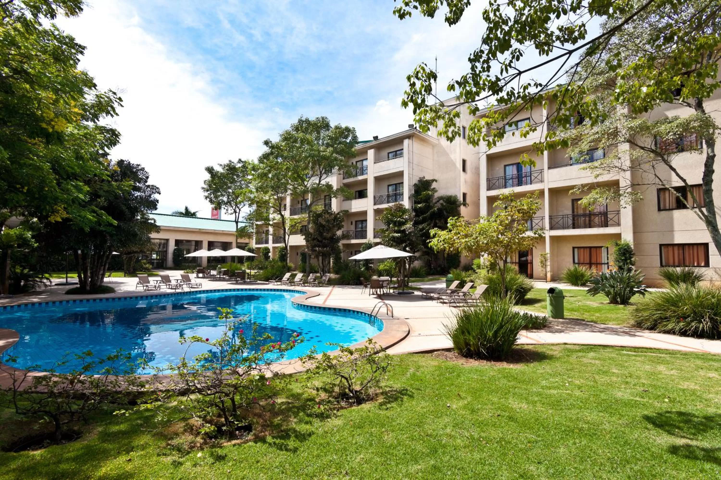 Swimming pool in Hotel Panamby Guarulhos