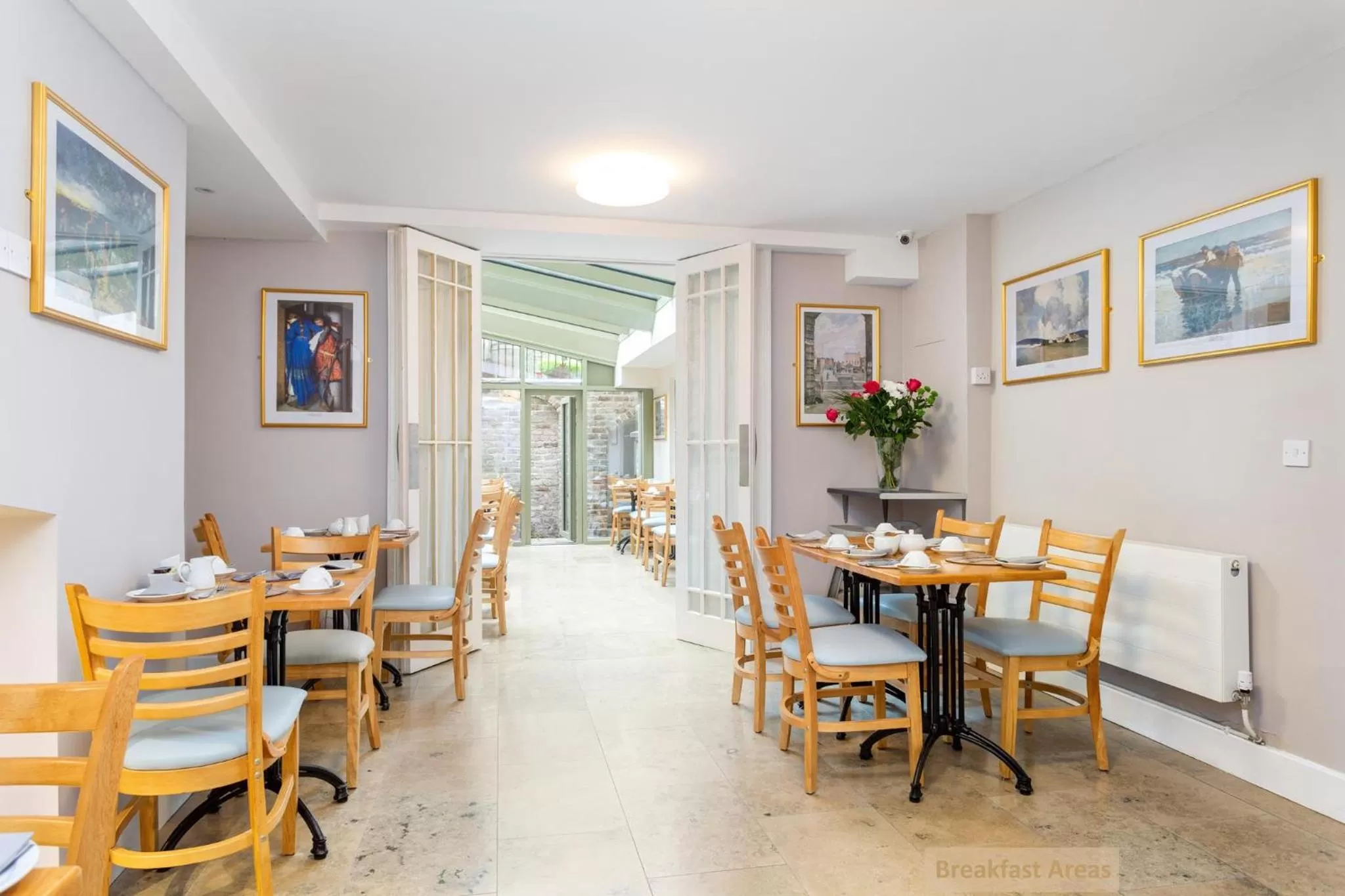 Dining area in Gardiner Lodge
