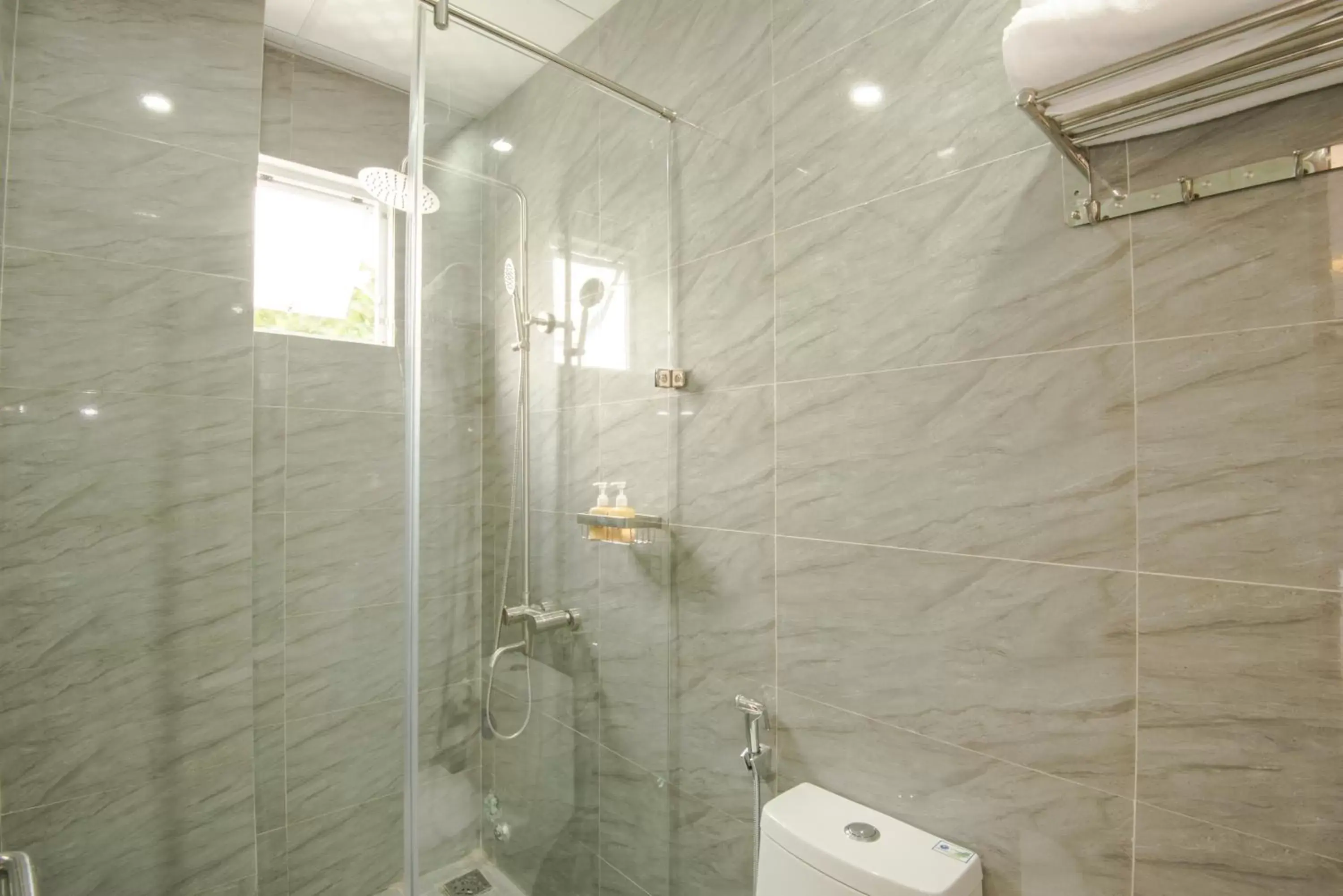 Deluxe Double Room in Silver Moon Villa Hoi An Deluxe Double Room in Silver Moon Villa Hoi An