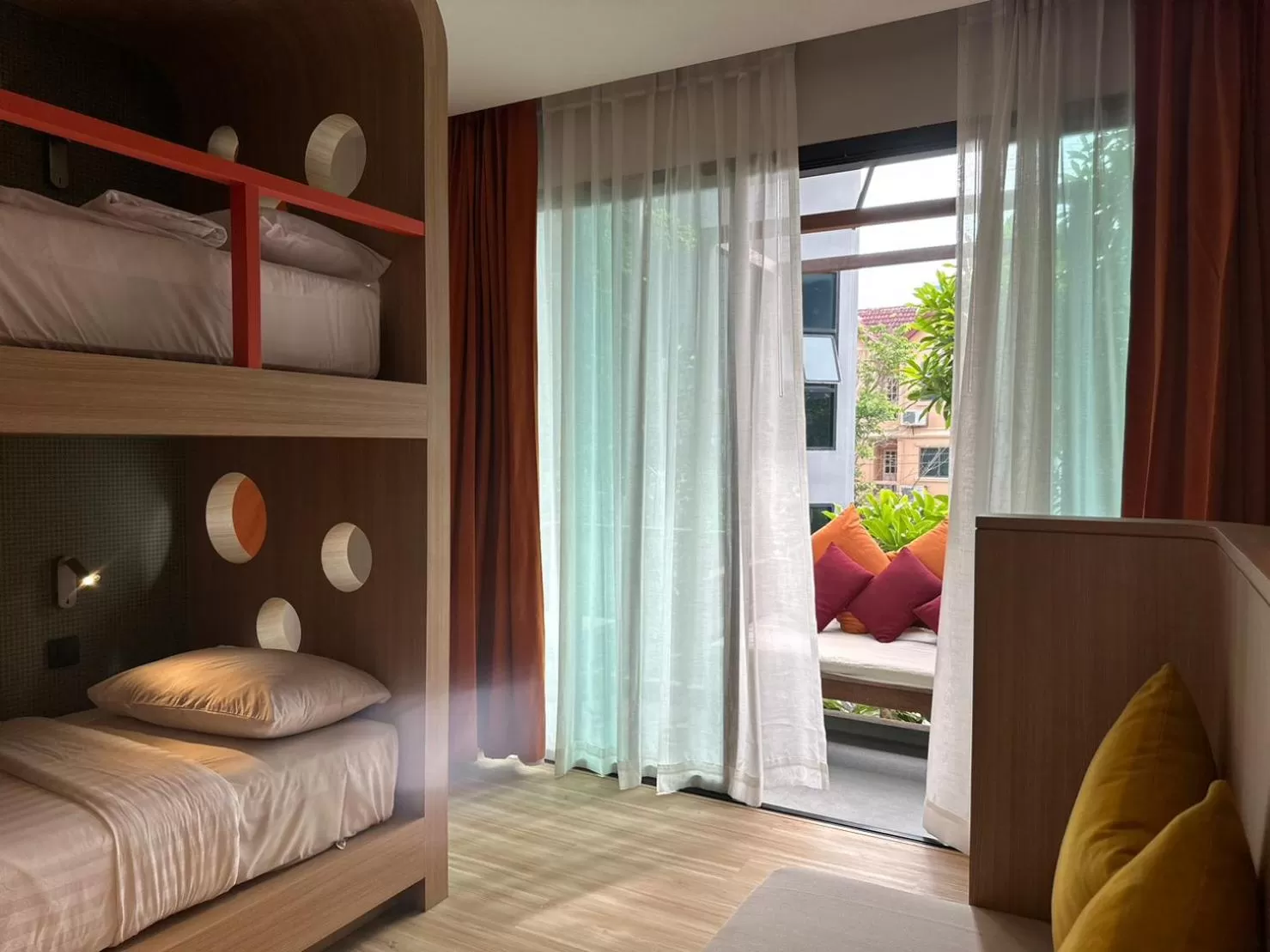 Balcony/Terrace, Bed in Banlansuan Resort SHA Plus