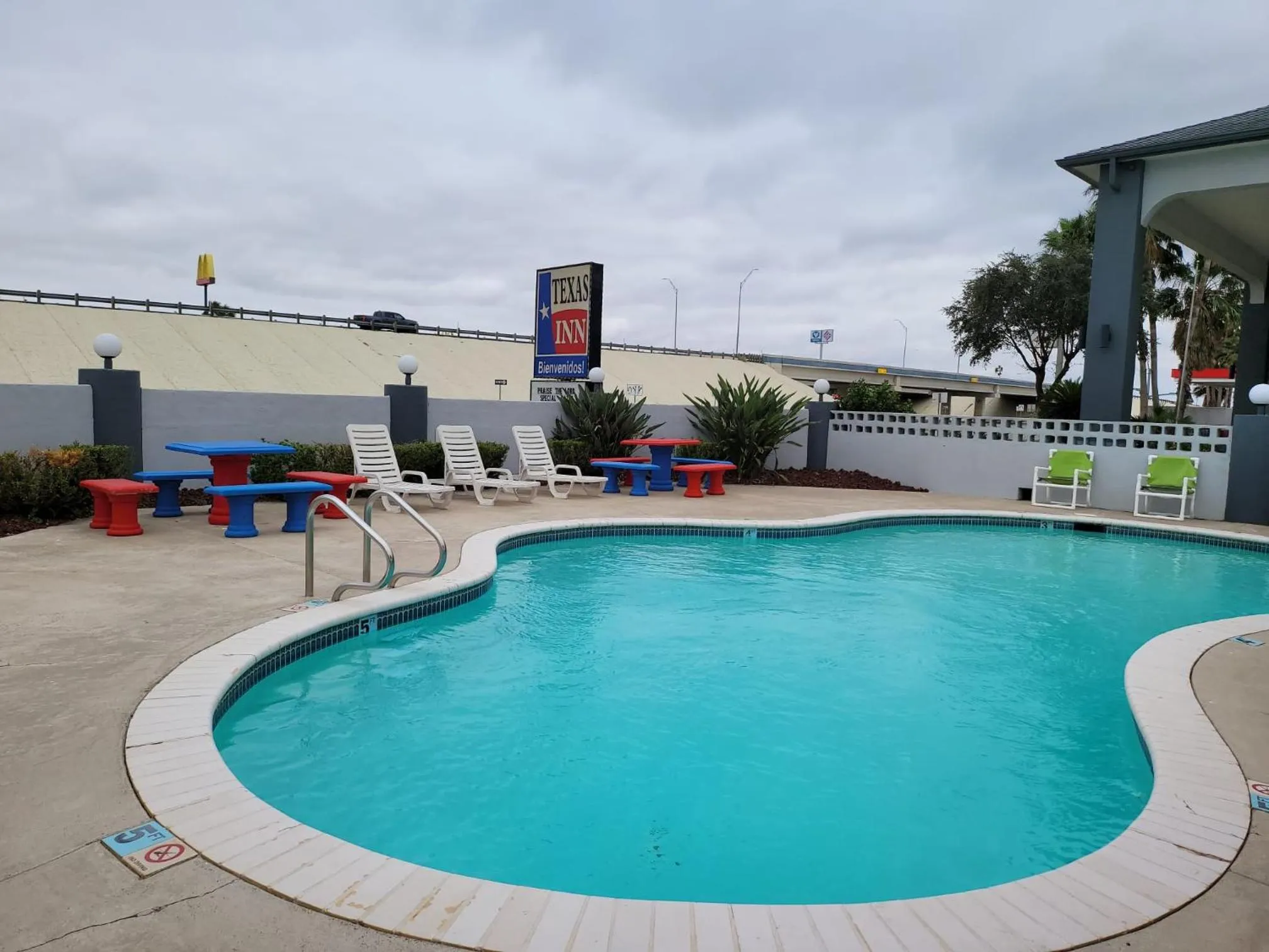 Texas Inn and Suites Raymondville