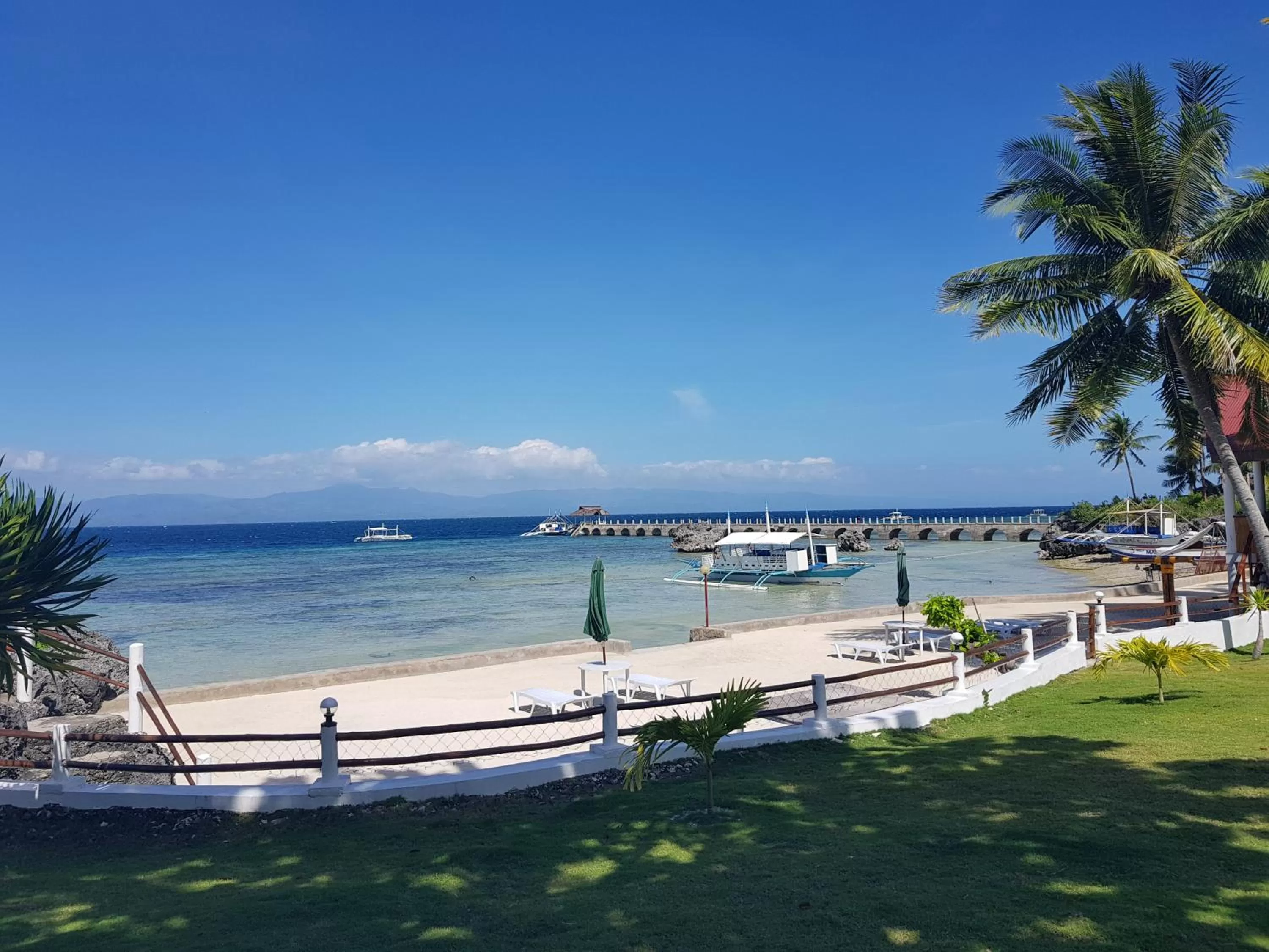 Beach in Tauig Beach Resort