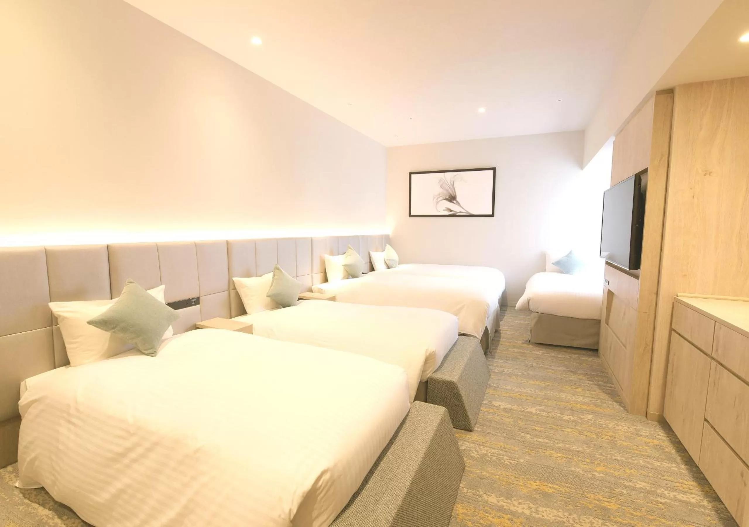 Bed in Oriental Hotel Fukuoka Hakata Station