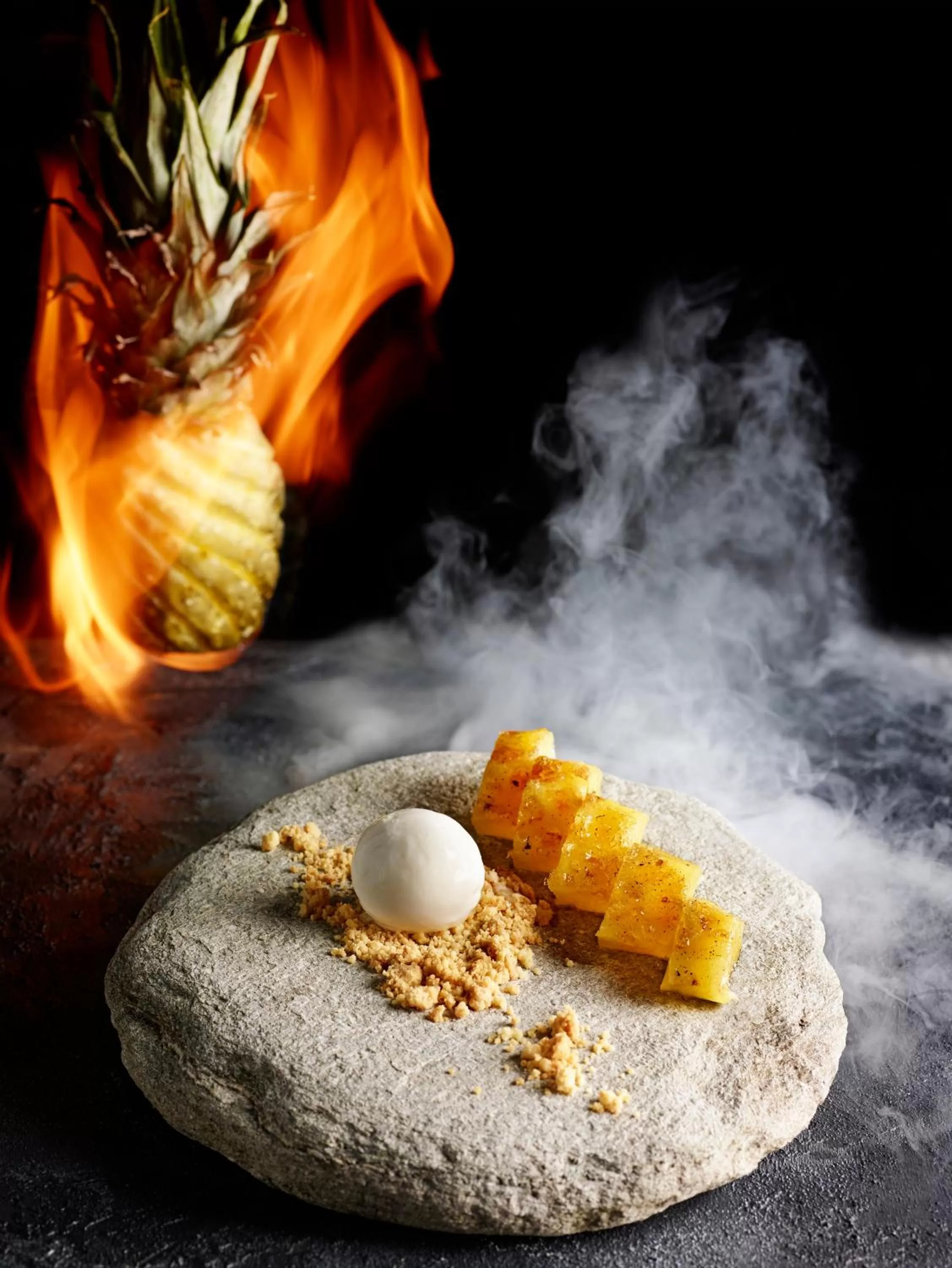 Restaurant/places to eat in Raffles Istanbul