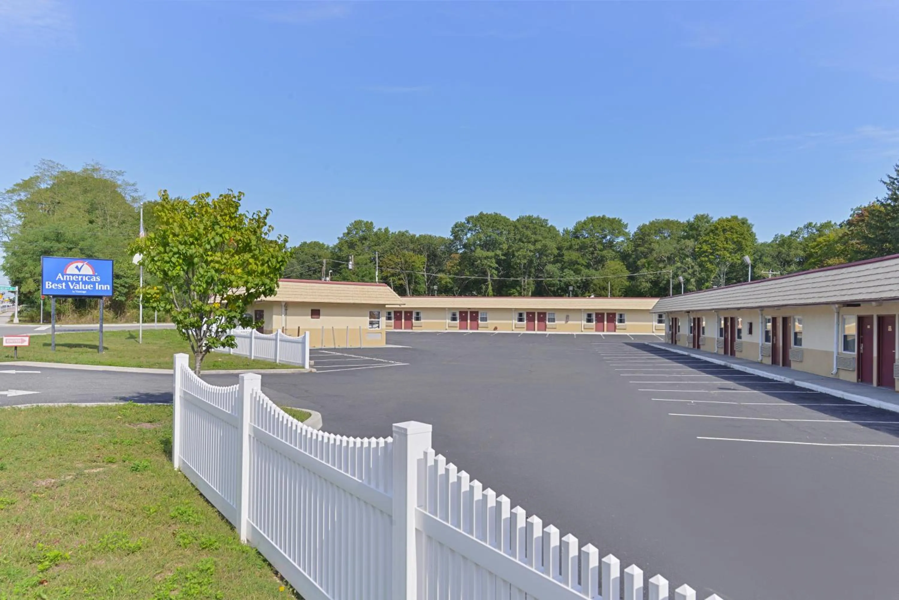 Property building in Americas Best Value Inn - Port Jefferson Station - Long Island -New York - 11776