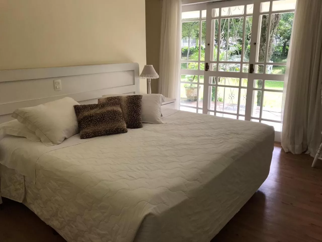 Photo of the whole room, Bed in Pousada dos Anjos