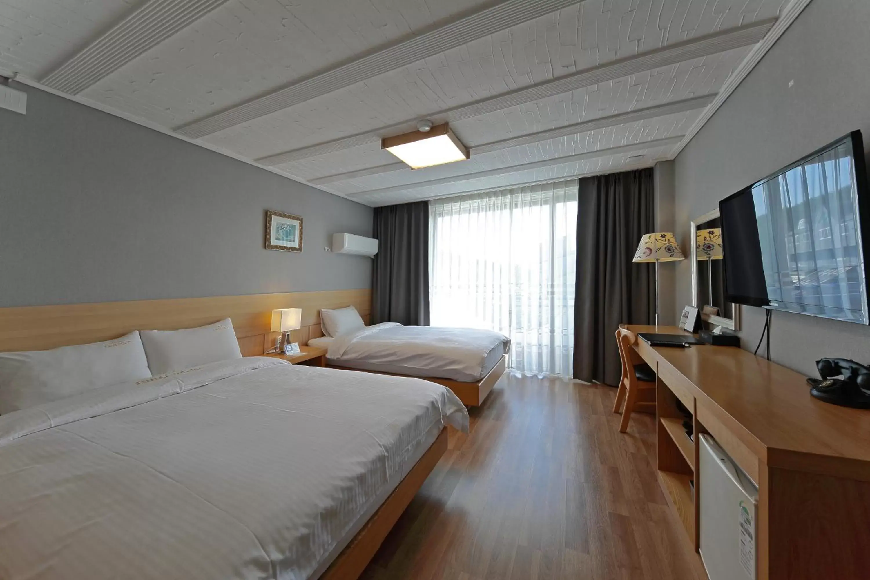 Deluxe Twin Room in Benikea Swiss Rosen Hotel Deluxe Twin Room in Benikea Swiss Rosen Hotel