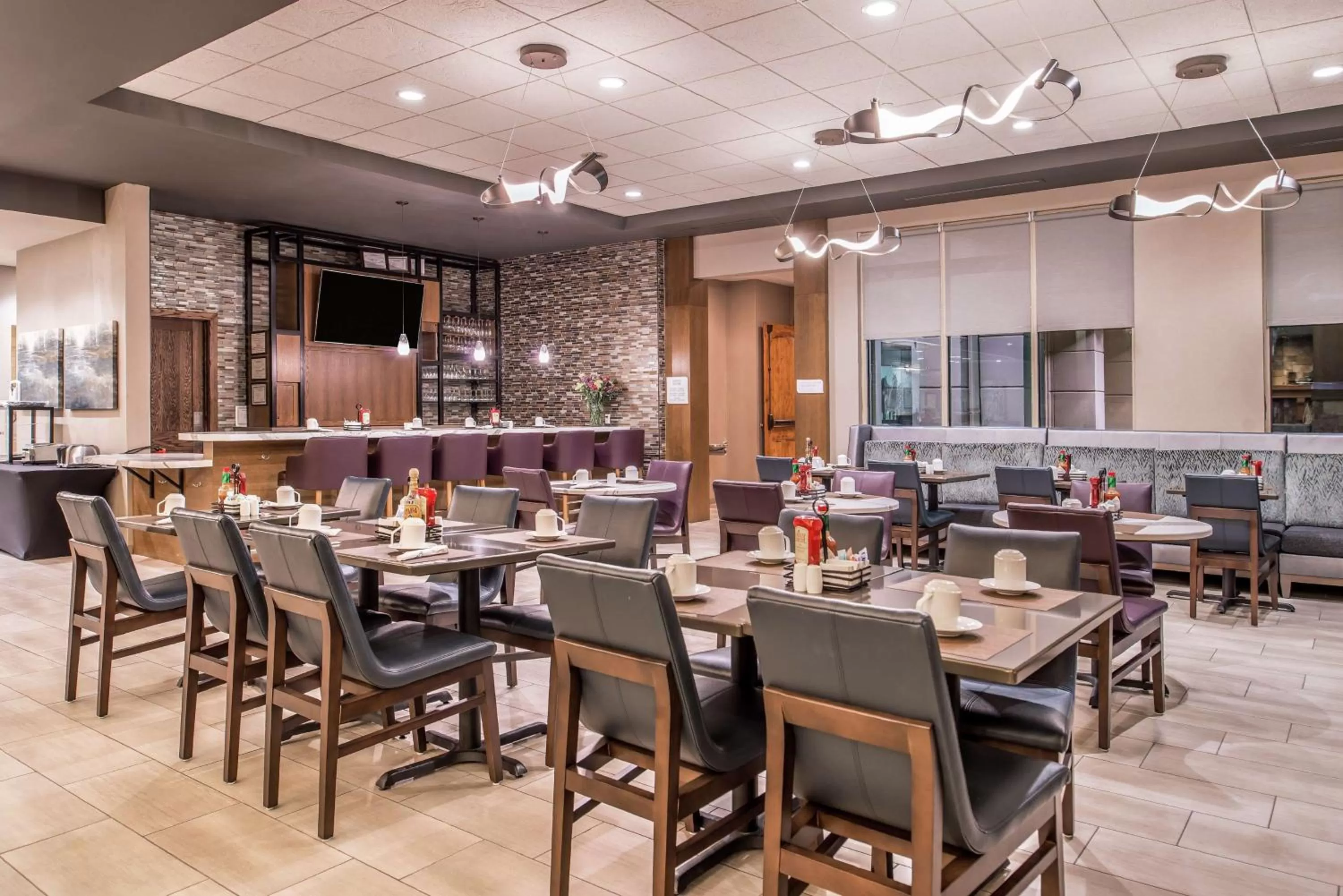 Restaurant/places to eat in Hilton Garden Inn Salt Lake City Downtown