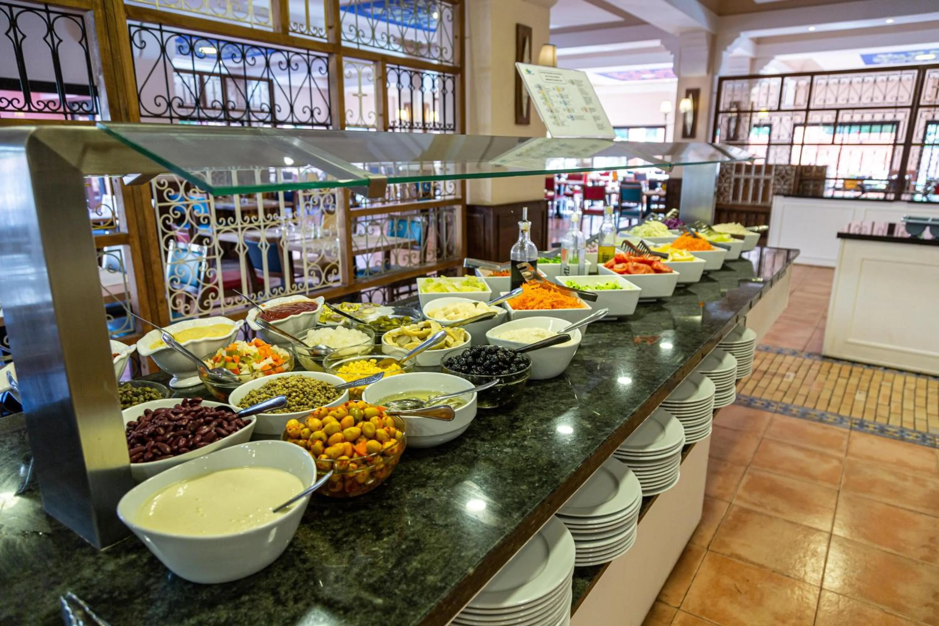 Restaurant/places to eat in Rose Aqua Park Hotel