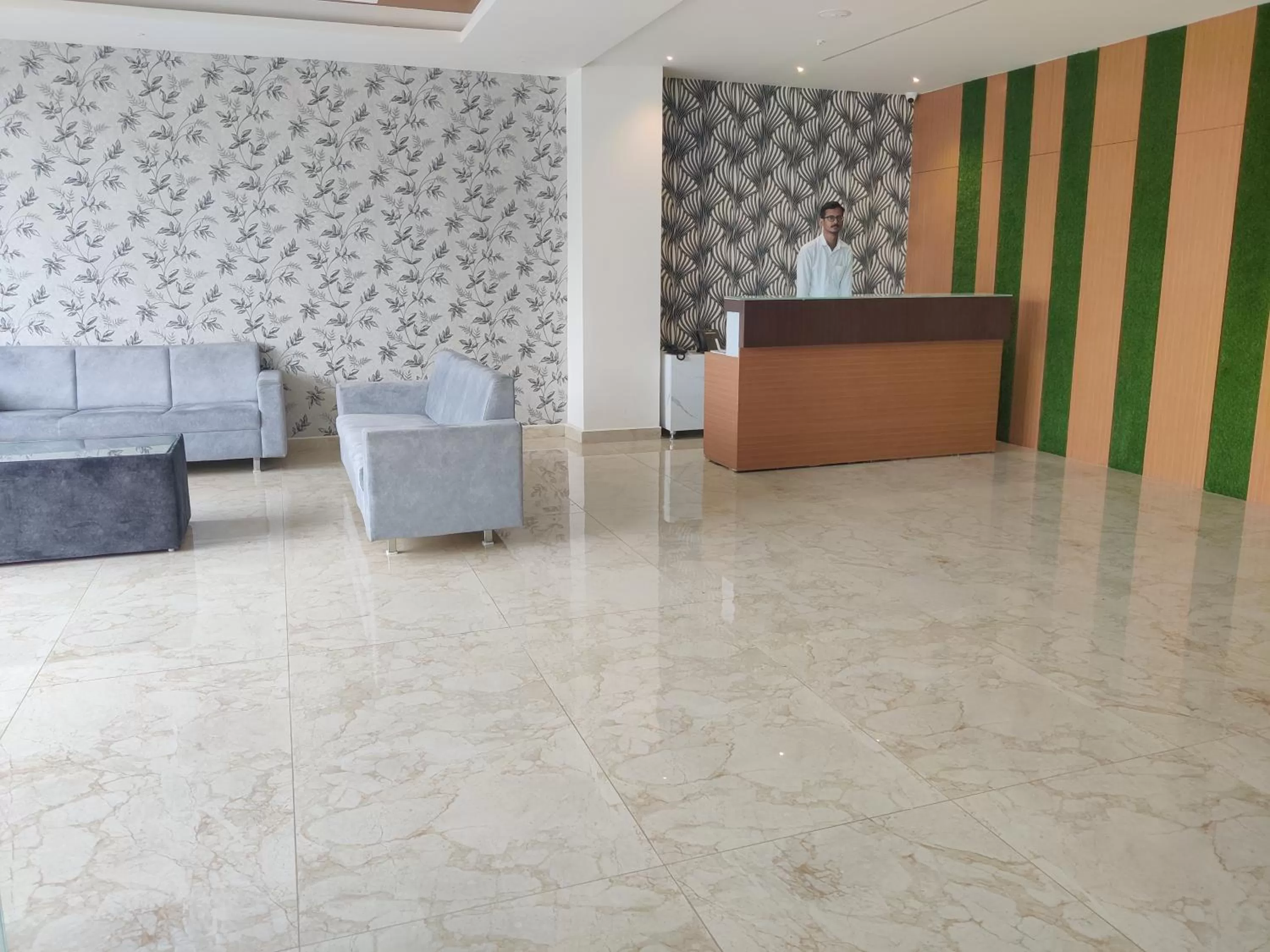 Restaurant/places to eat in Sree Fortune Grand, Tadepalli