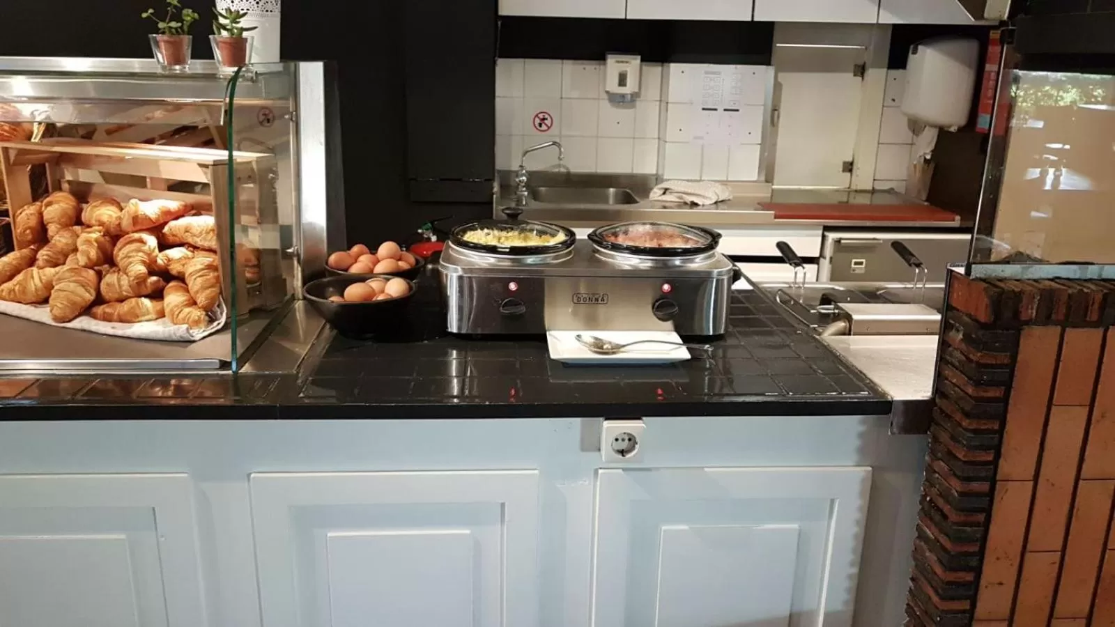 Breakfast, Kitchen/Kitchenette in Campanile Hotel & Restaurant Amersfoort