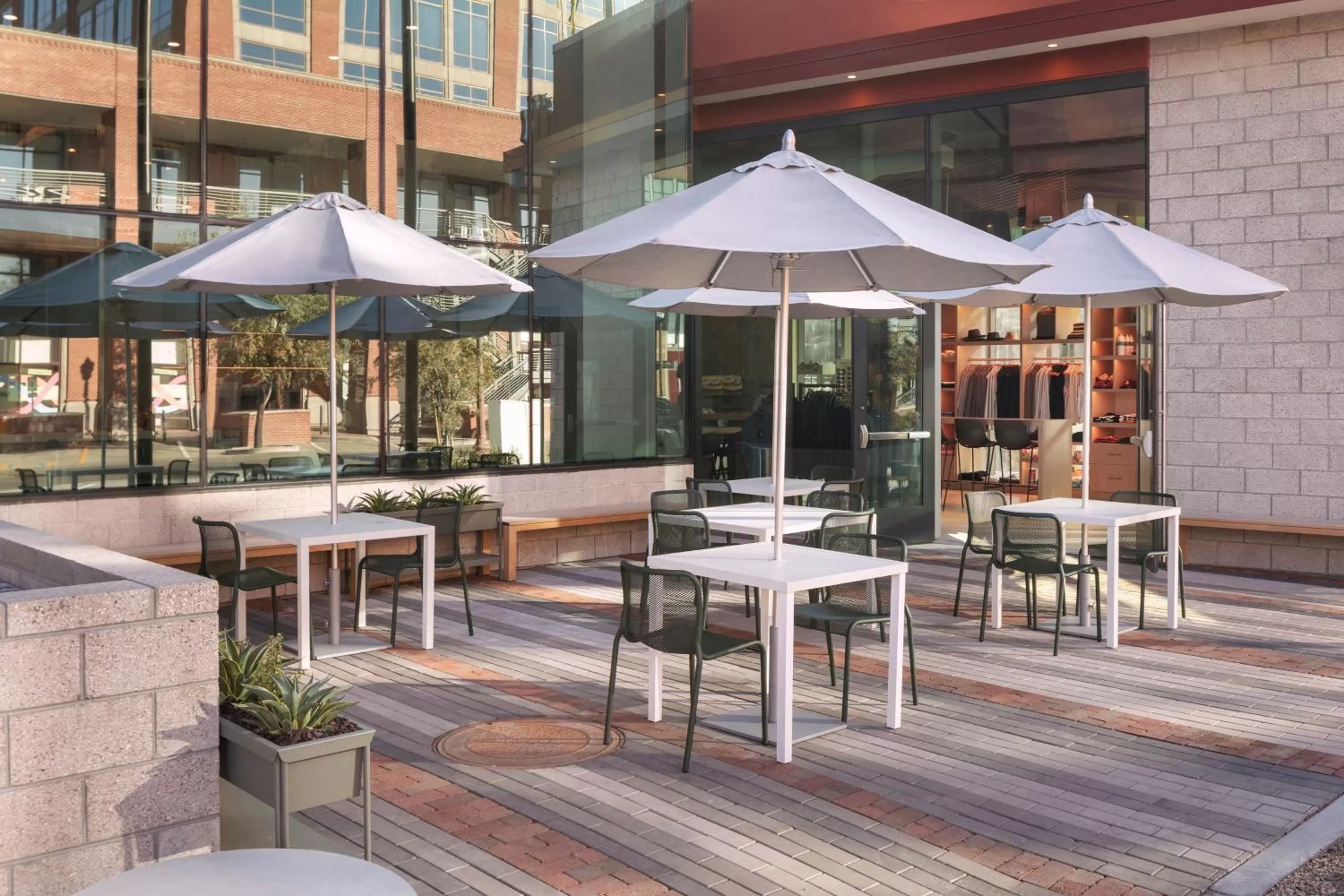 Restaurant/places to eat in The Westin Tempe